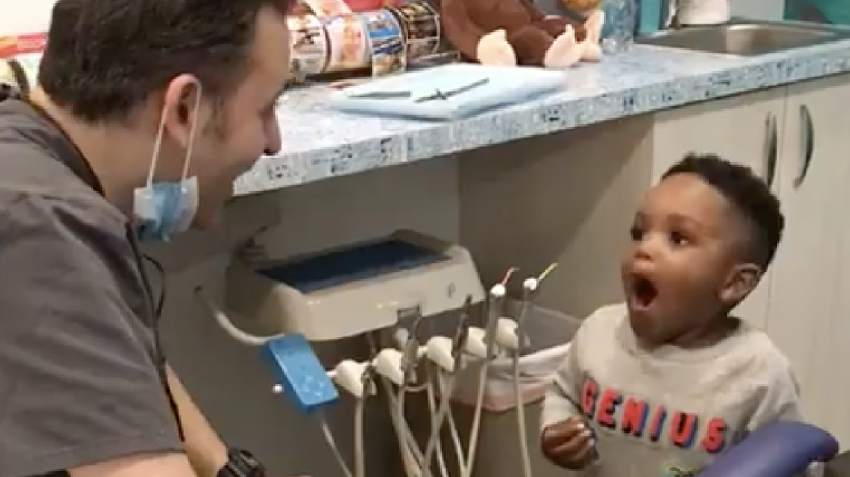 Have You Seen This? Dentist's magic show makes kid's day