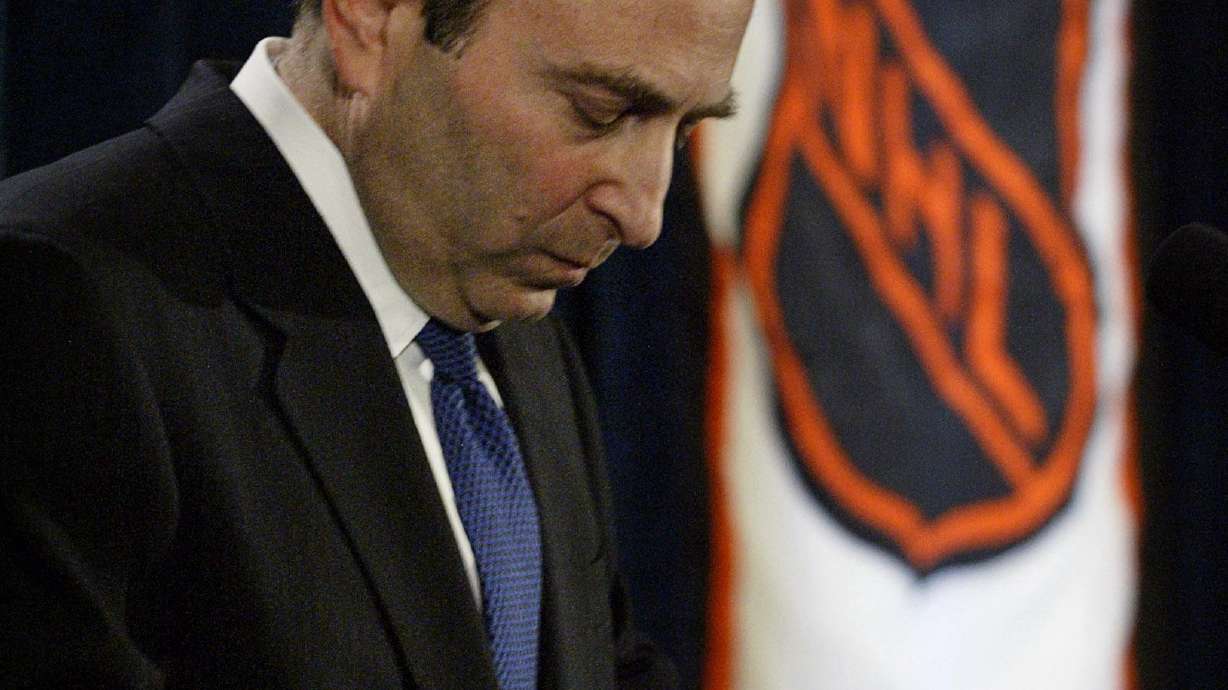 Now 25 years in, Bettman is never off as NHL commissioner