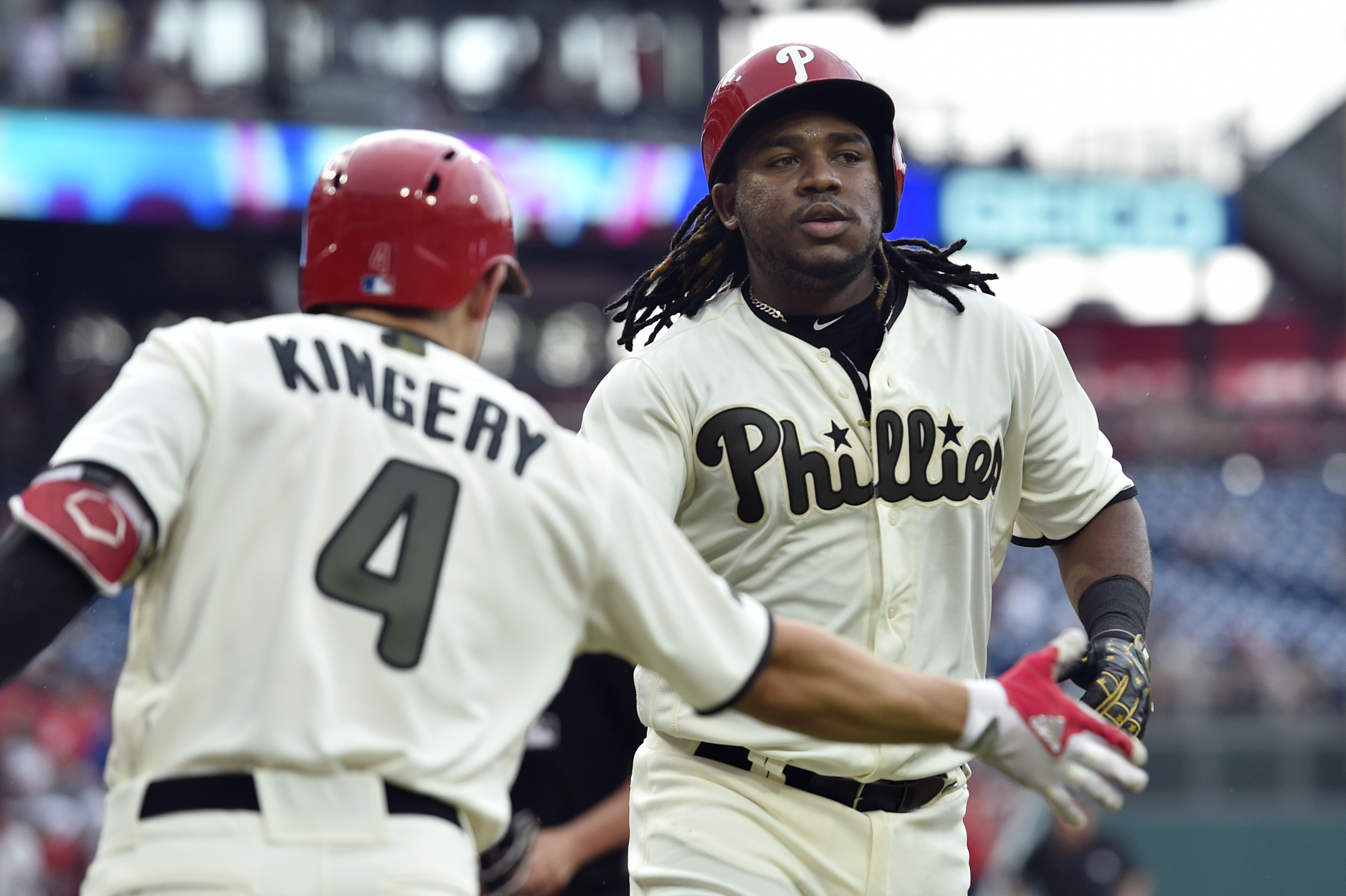 Nola takes no-no into 7th, Phils top Jays and lead NL East