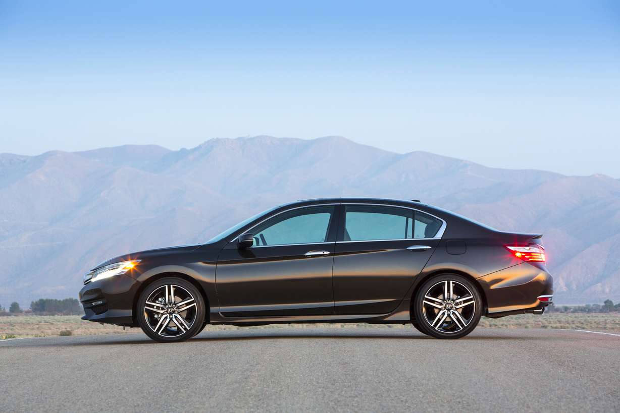 Honda Accord 2016. Photo courtesy of Honda.