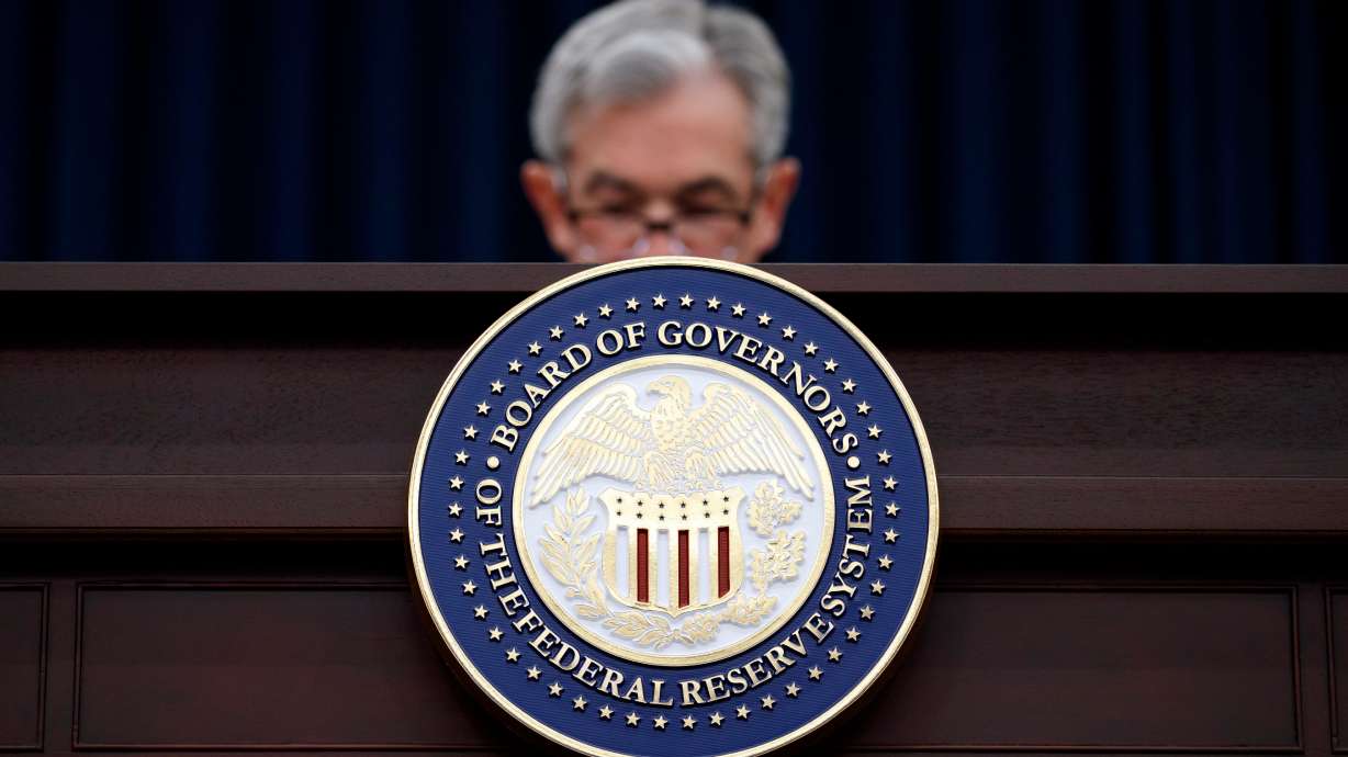 Fed looks to ease rule that limits risky bank trading