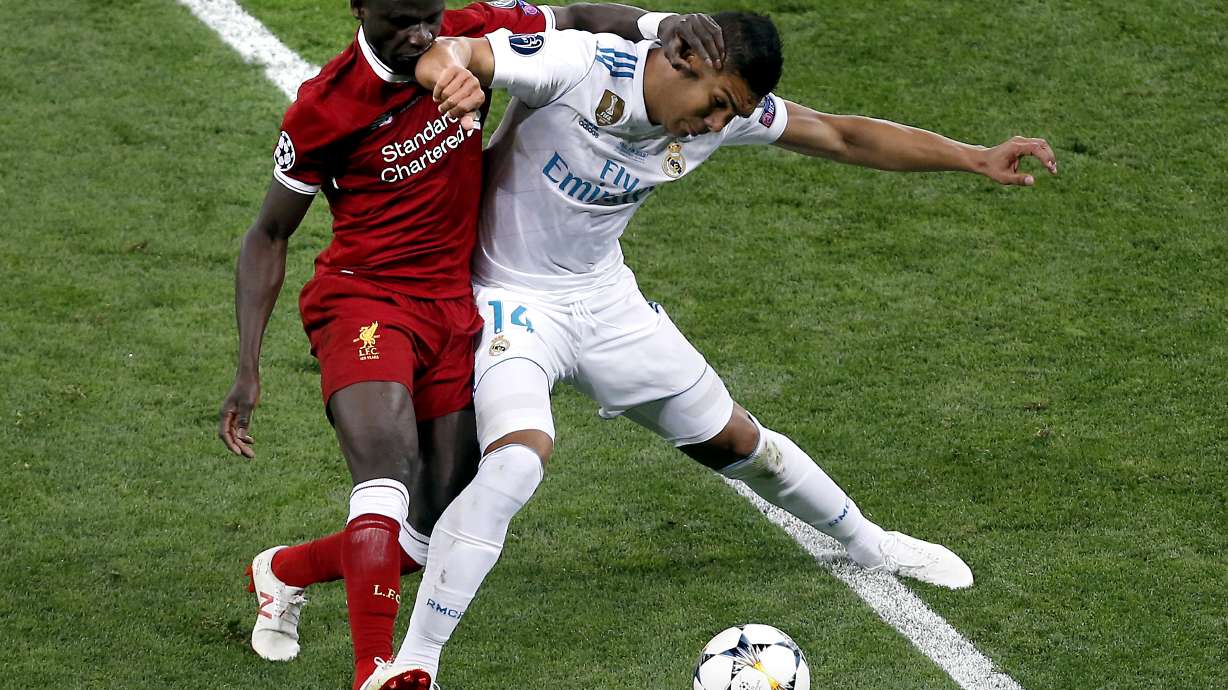 Casemiro and Marcelo arrive to complete Brazil squad
