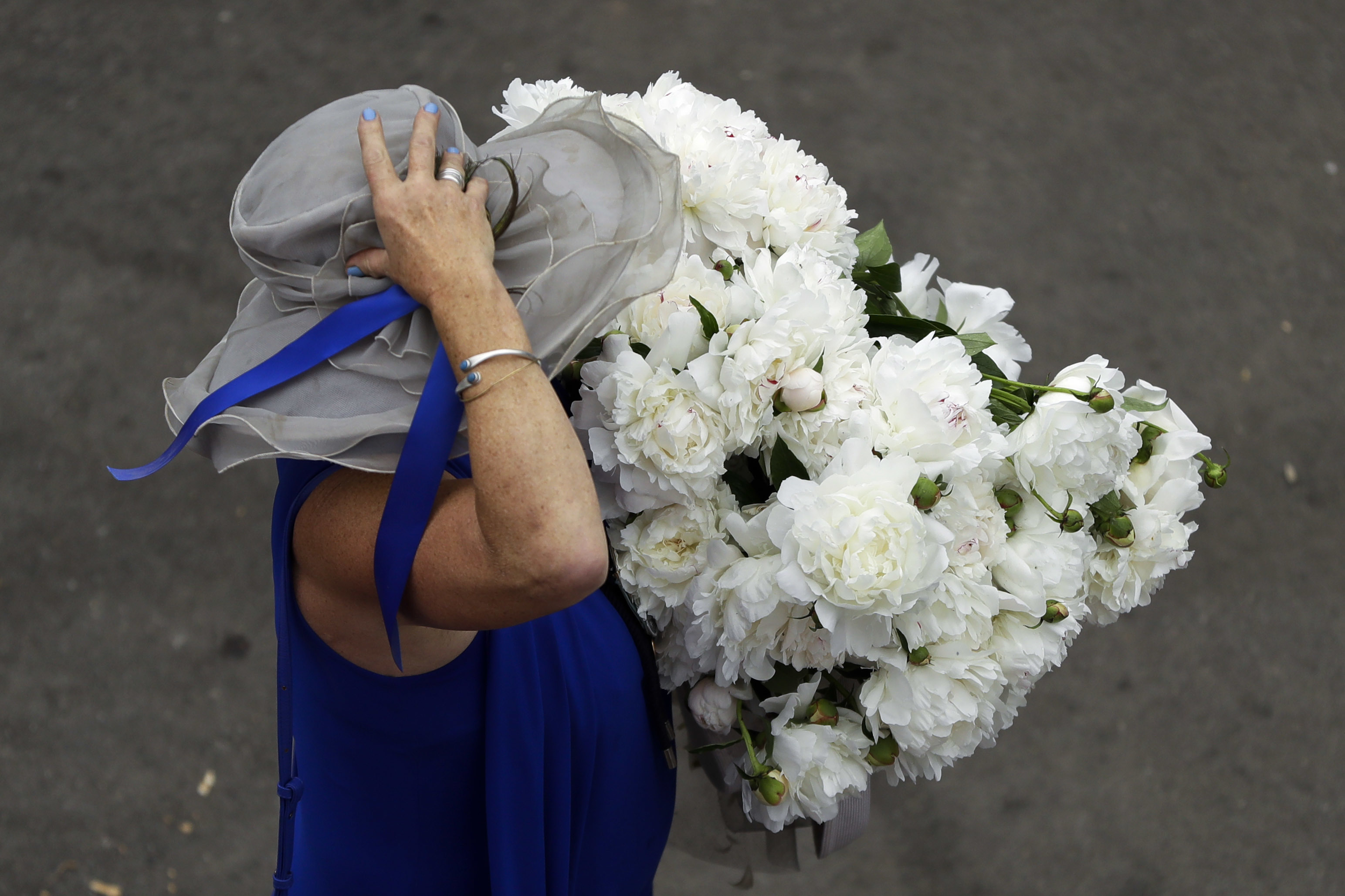 AP PHOTOS: Fascinating! Fancy hats take stage at horse show