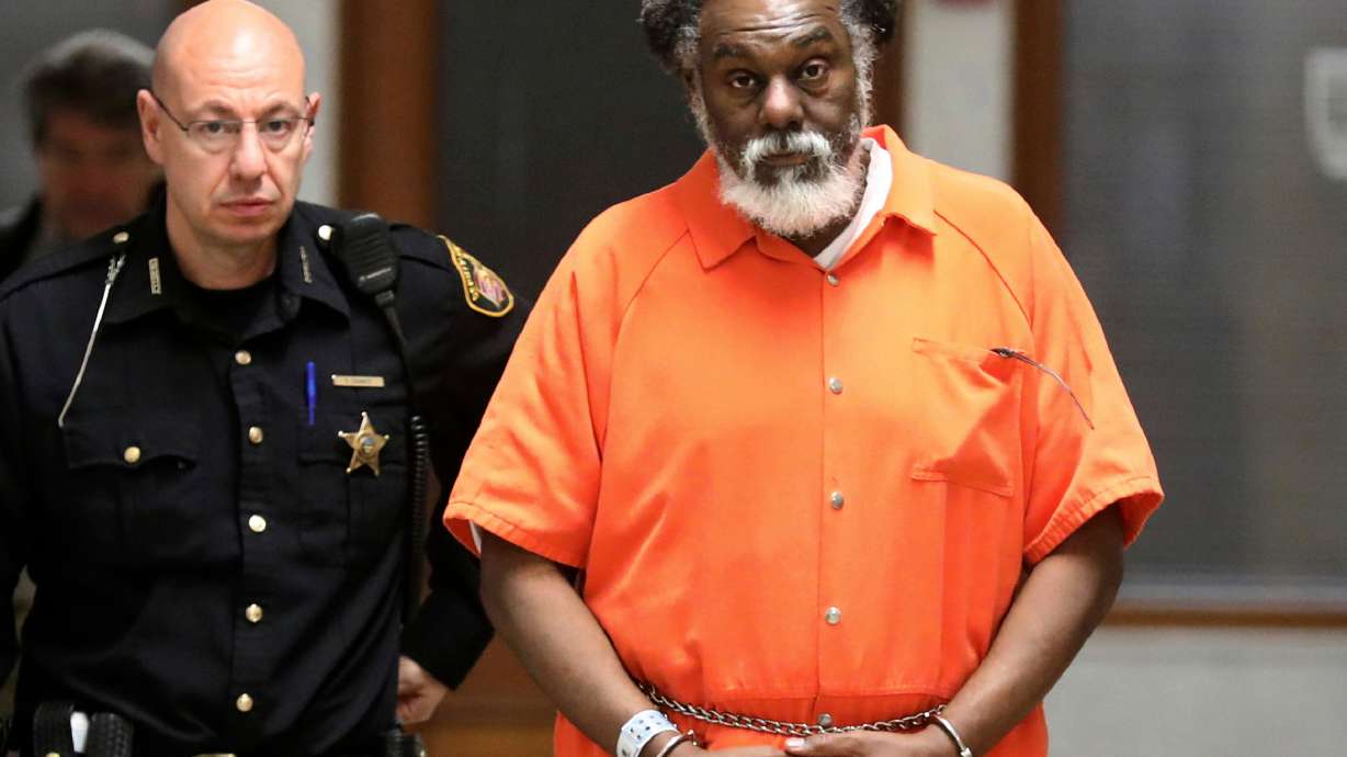 Hearing delayed for confessed killer who wants to be freed