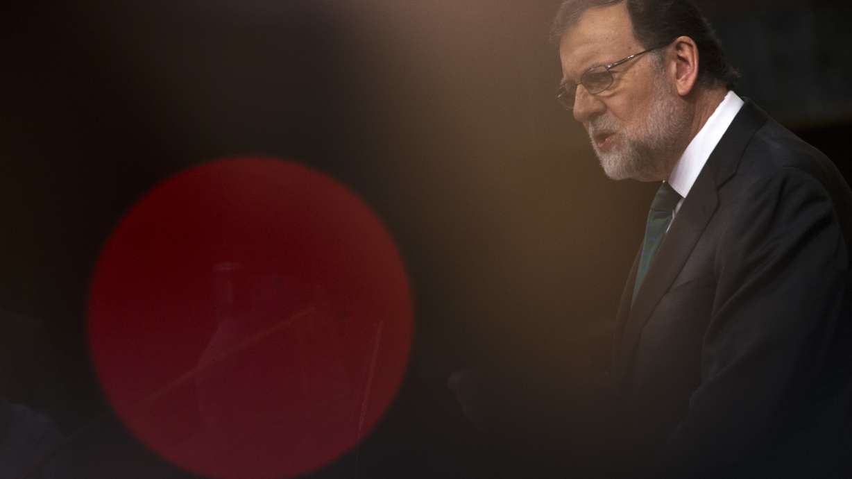 The Latest: Spain parties bargain before no-confidence vote