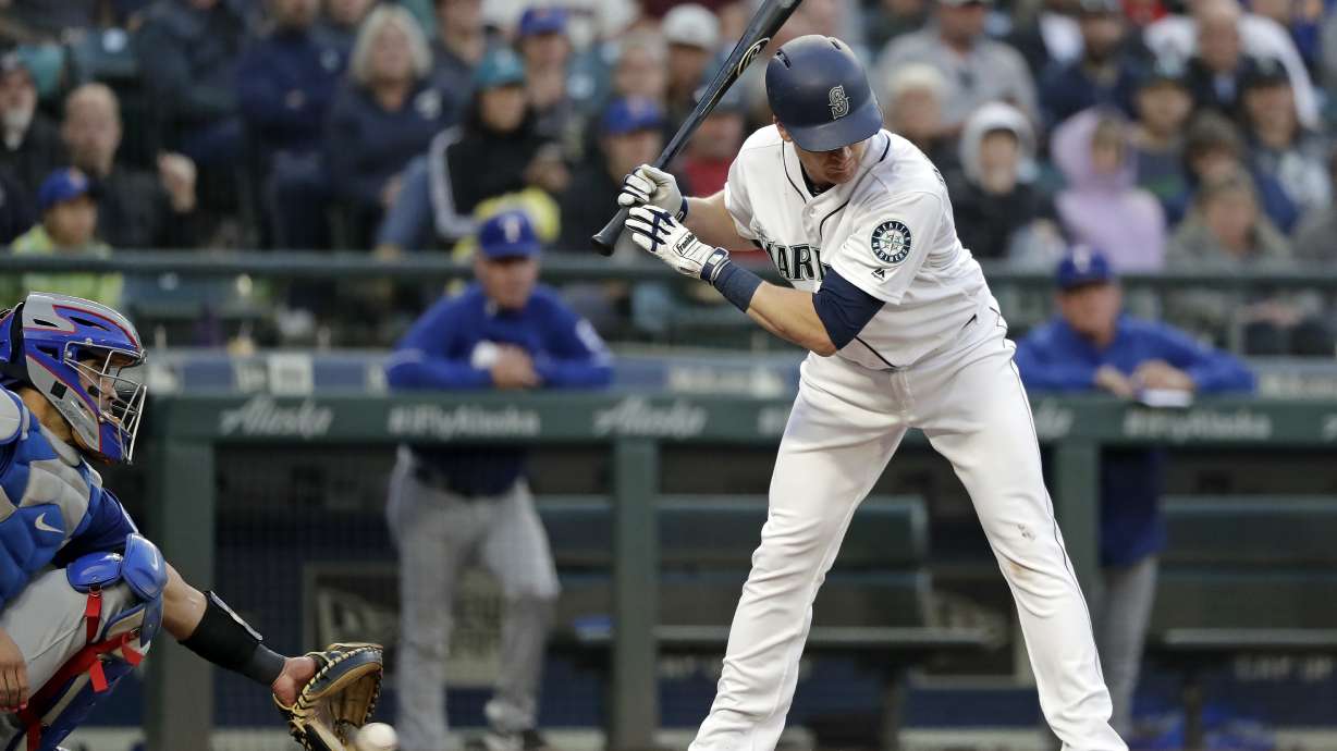 Mariners activate Dee Gordon from DL, option Beckham