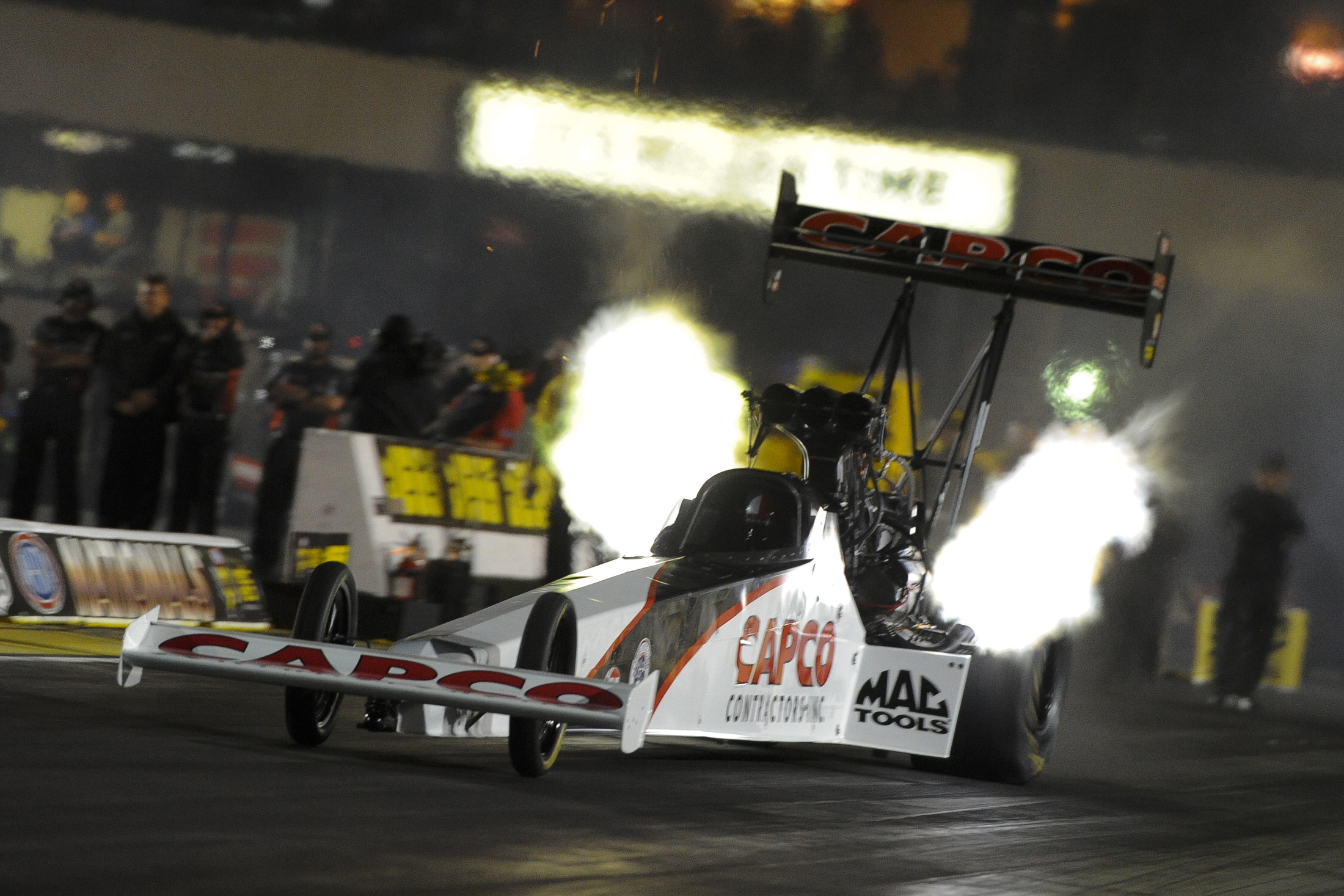 Torrence sets track records at NHRA qualifying in Joliet