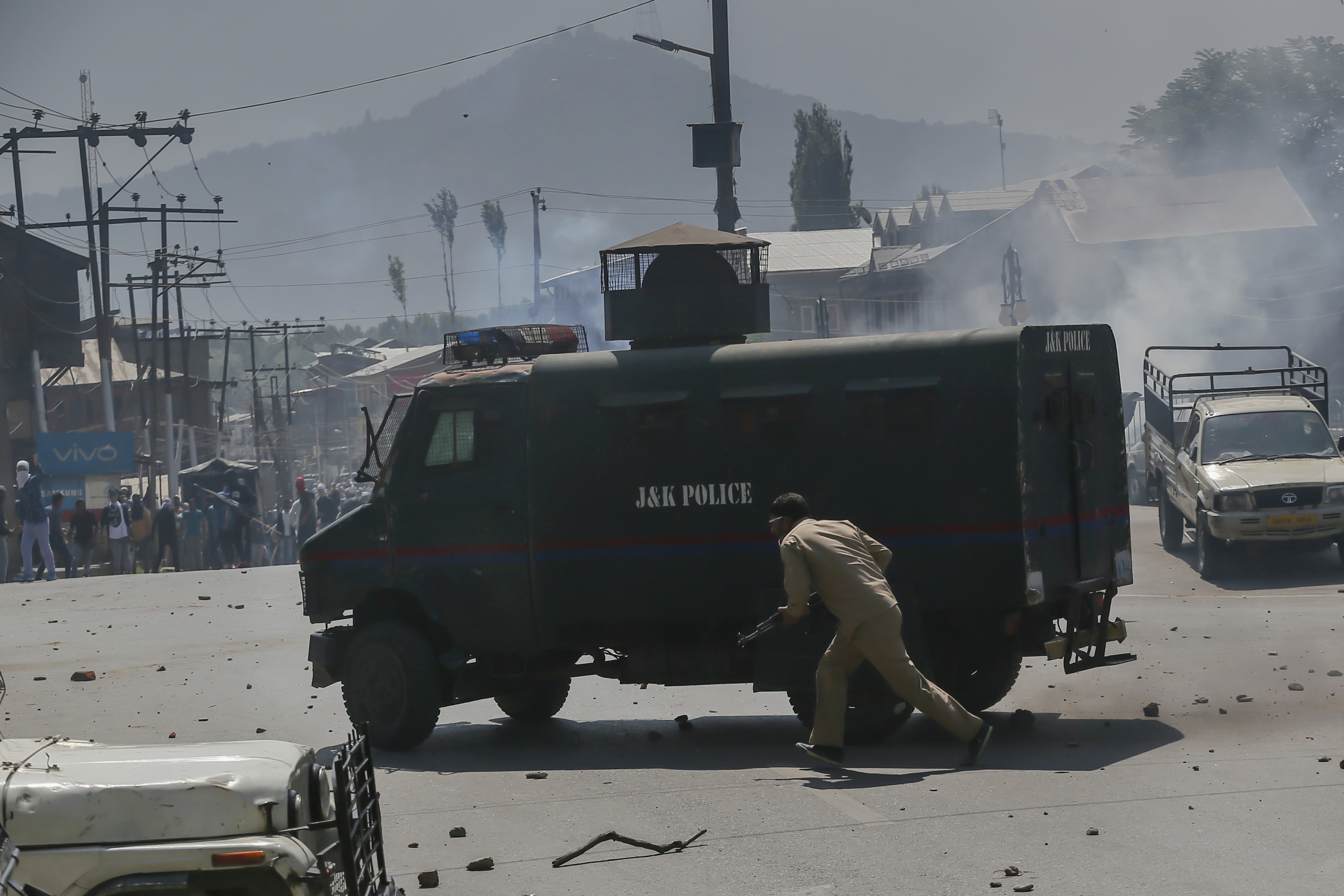 Police fire on funeral of Kashmir man killed by soldiers