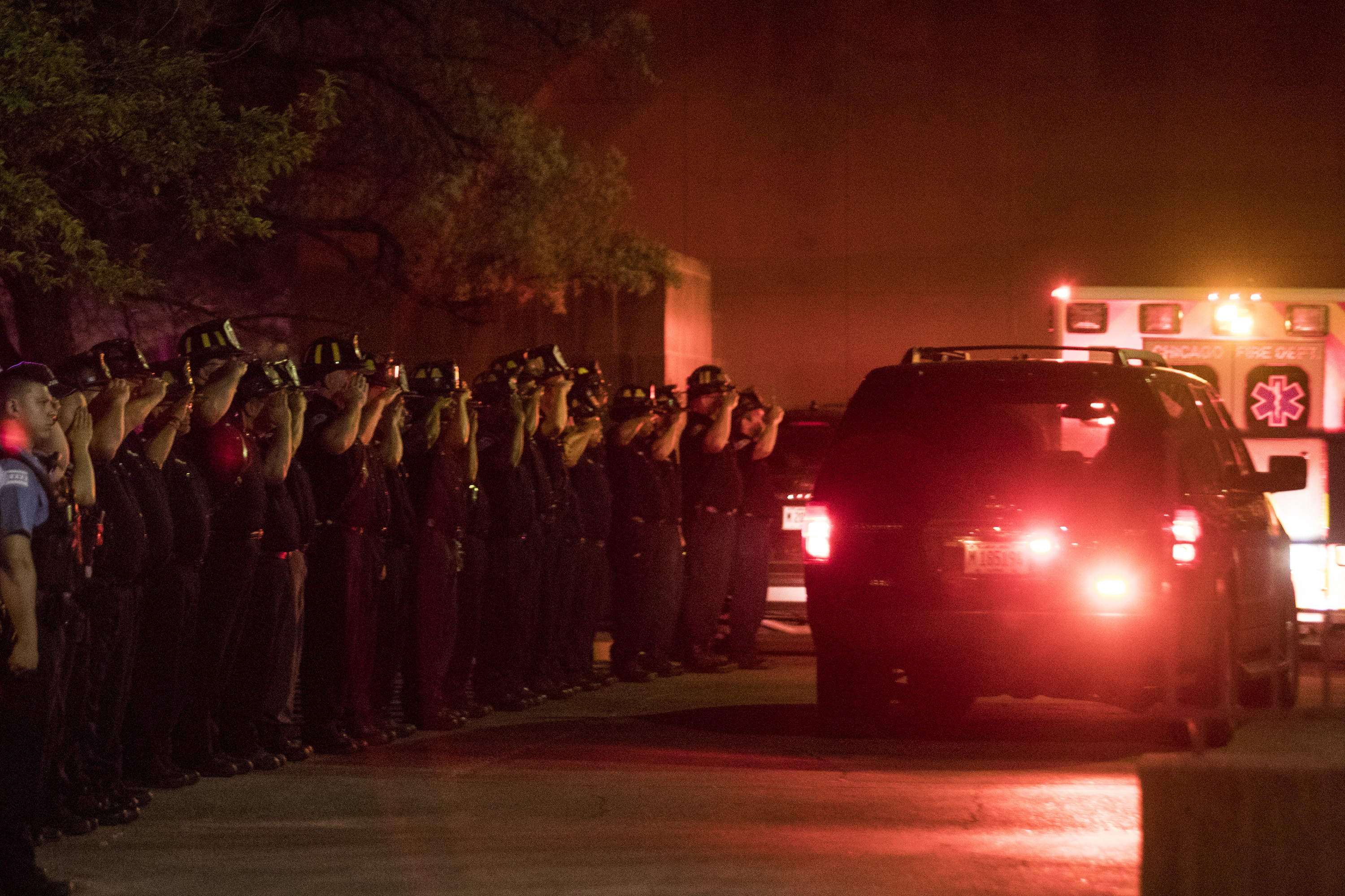 Man's body found days after Chicago diver died in search