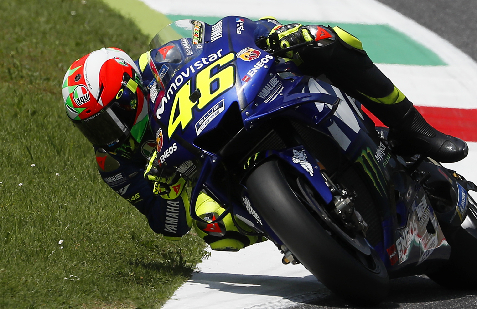 Rossi takes 1st pole in nearly 2 years at Italian GP