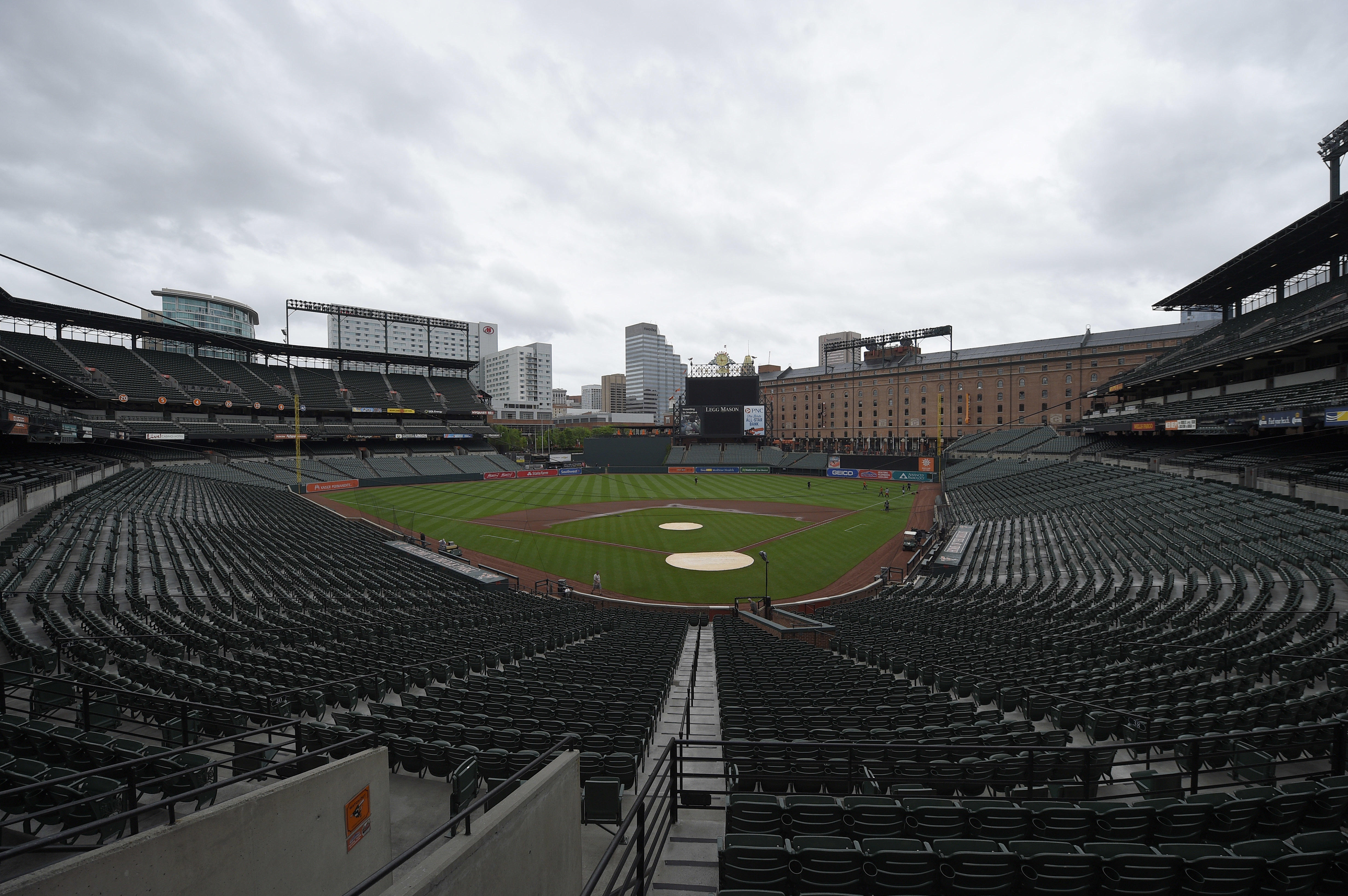 Yankees-Orioles rained out, game to be part of DH on Aug. 25