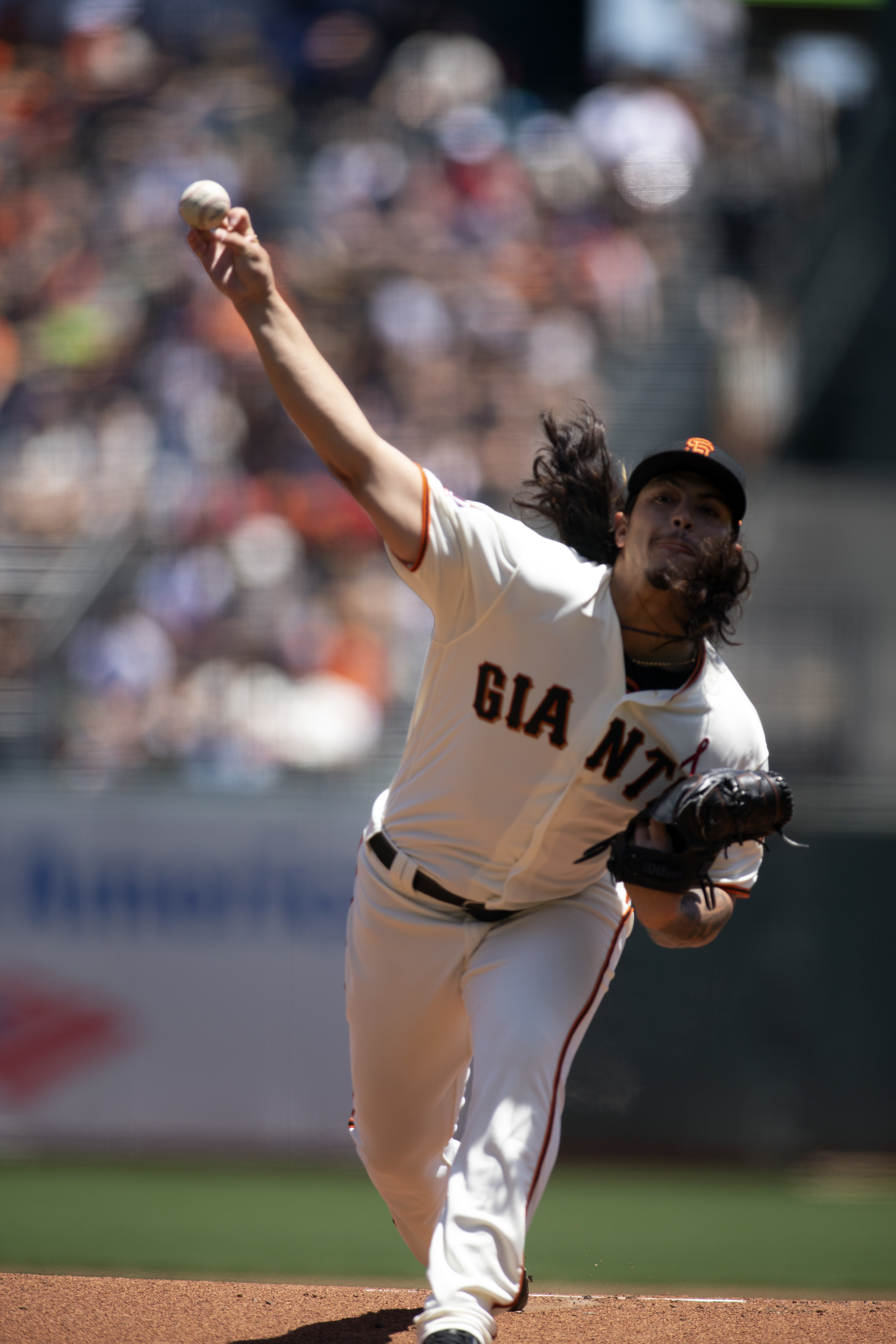 Dereck Rodriguez, Pudge's son, gets 1st W; SF tops Phils 6-1