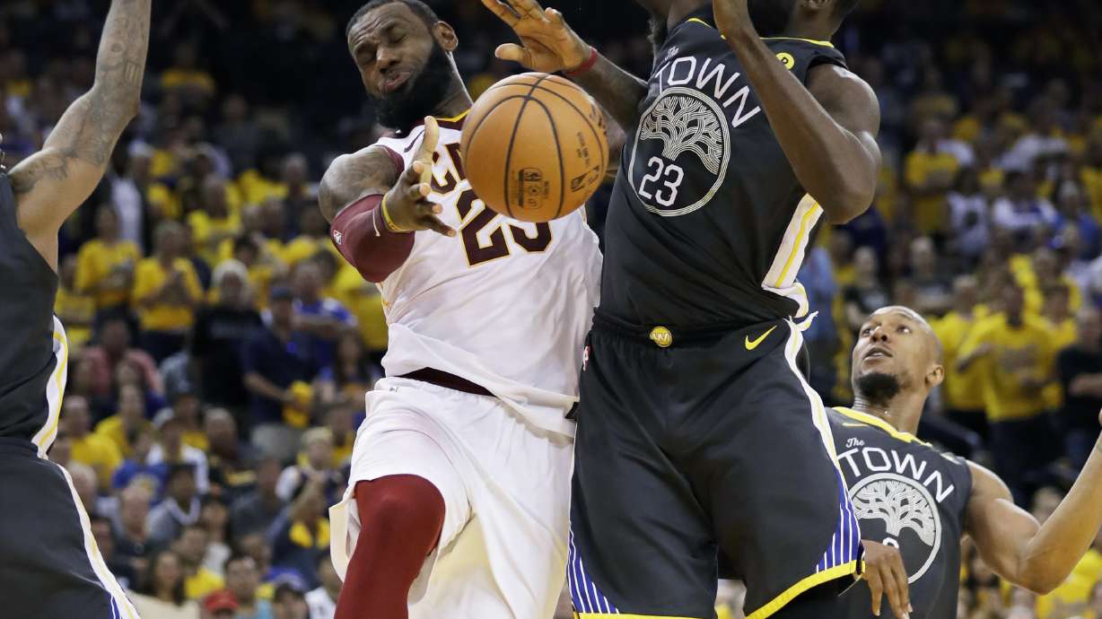 Cavs' J.R. Smith struggles in Game 2 after Game 1 blunder