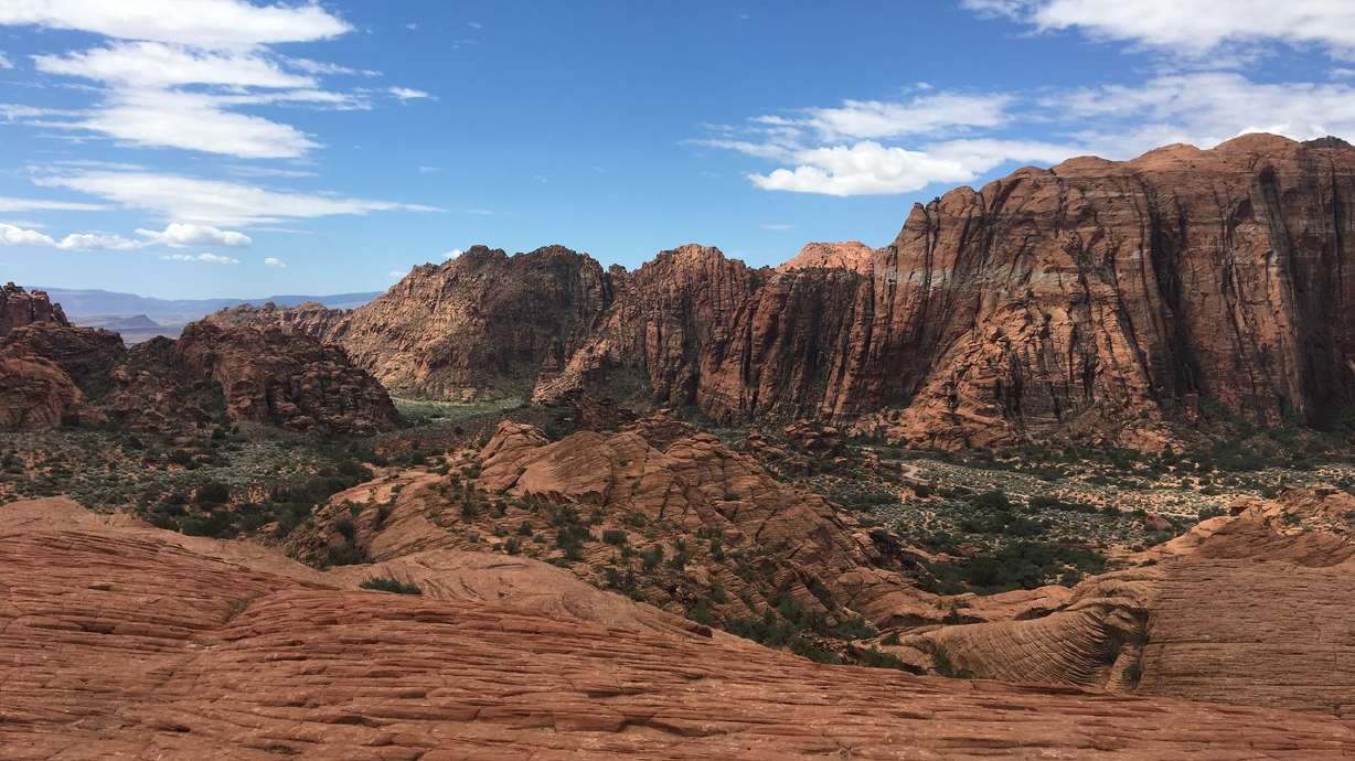 Petrified Dunes offer short hike with great views, opportunities for exploring