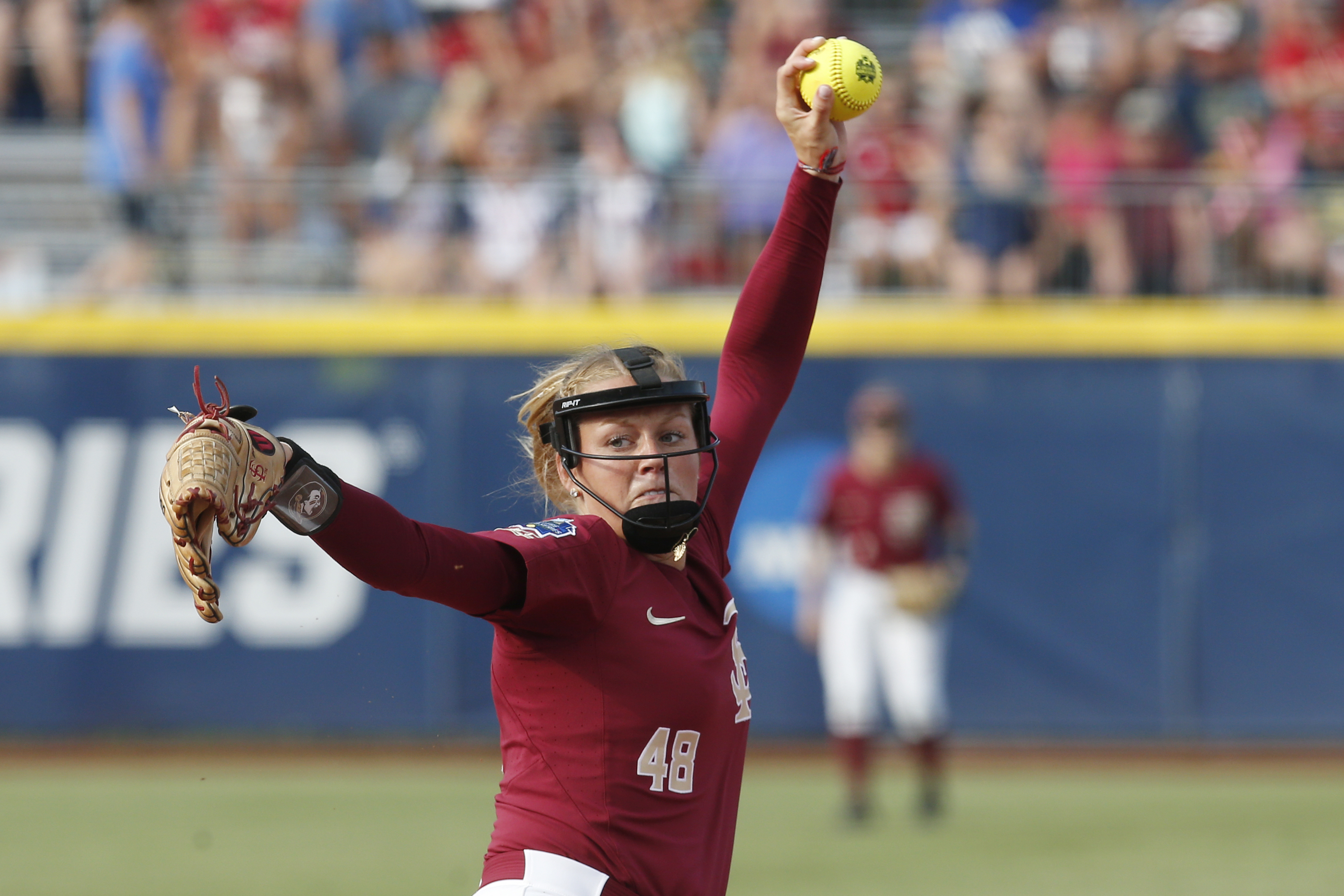 Florida St. tops Washington, takes lead in title series