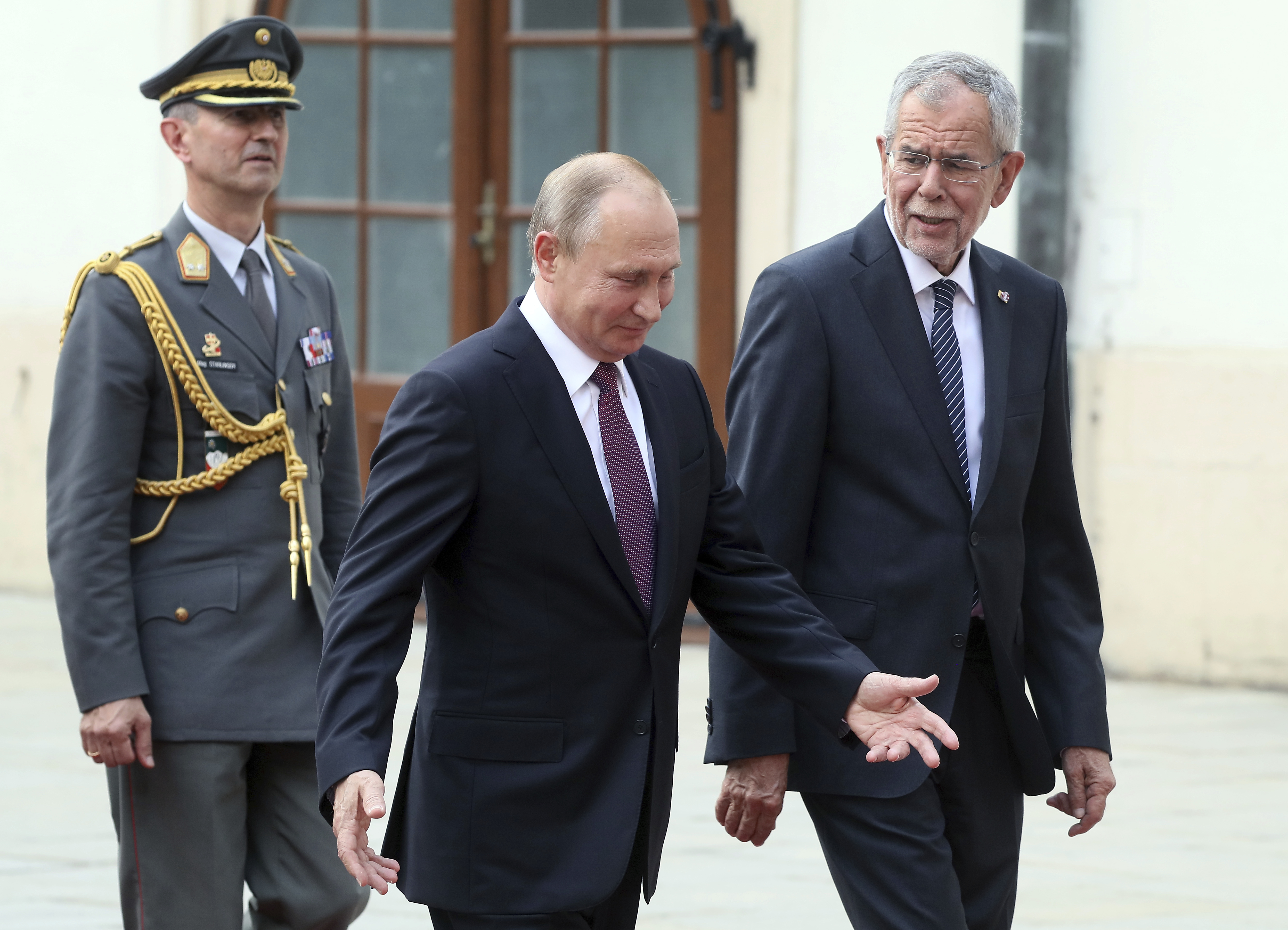Putin says lifting sanctions on Moscow will benefit all