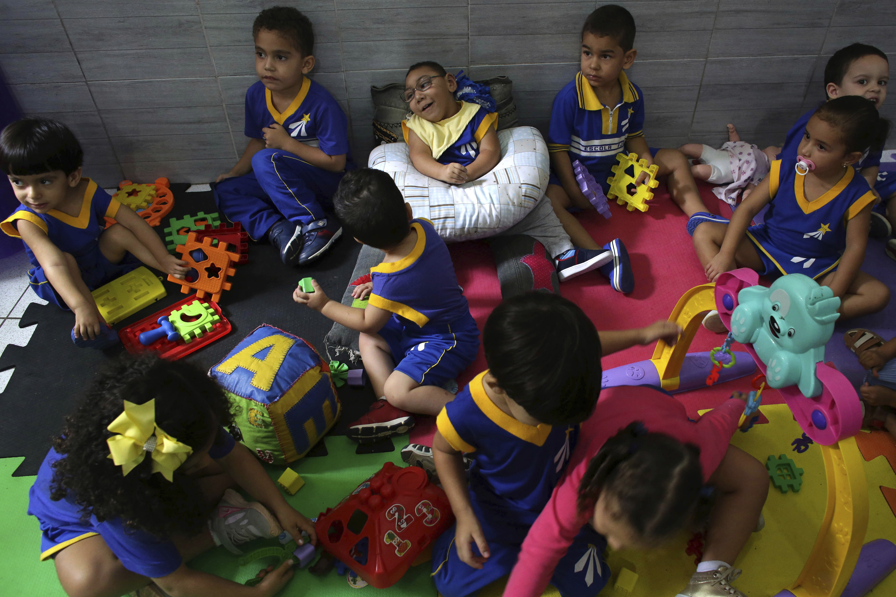 From shrieks in bucket to laughs, Brazil Zika baby improves