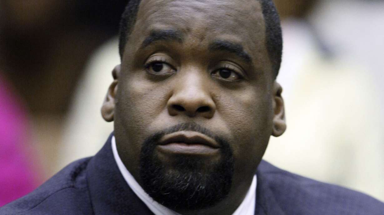 Ex-Detroit mayor Kilpatrick moved to New Jersey prison