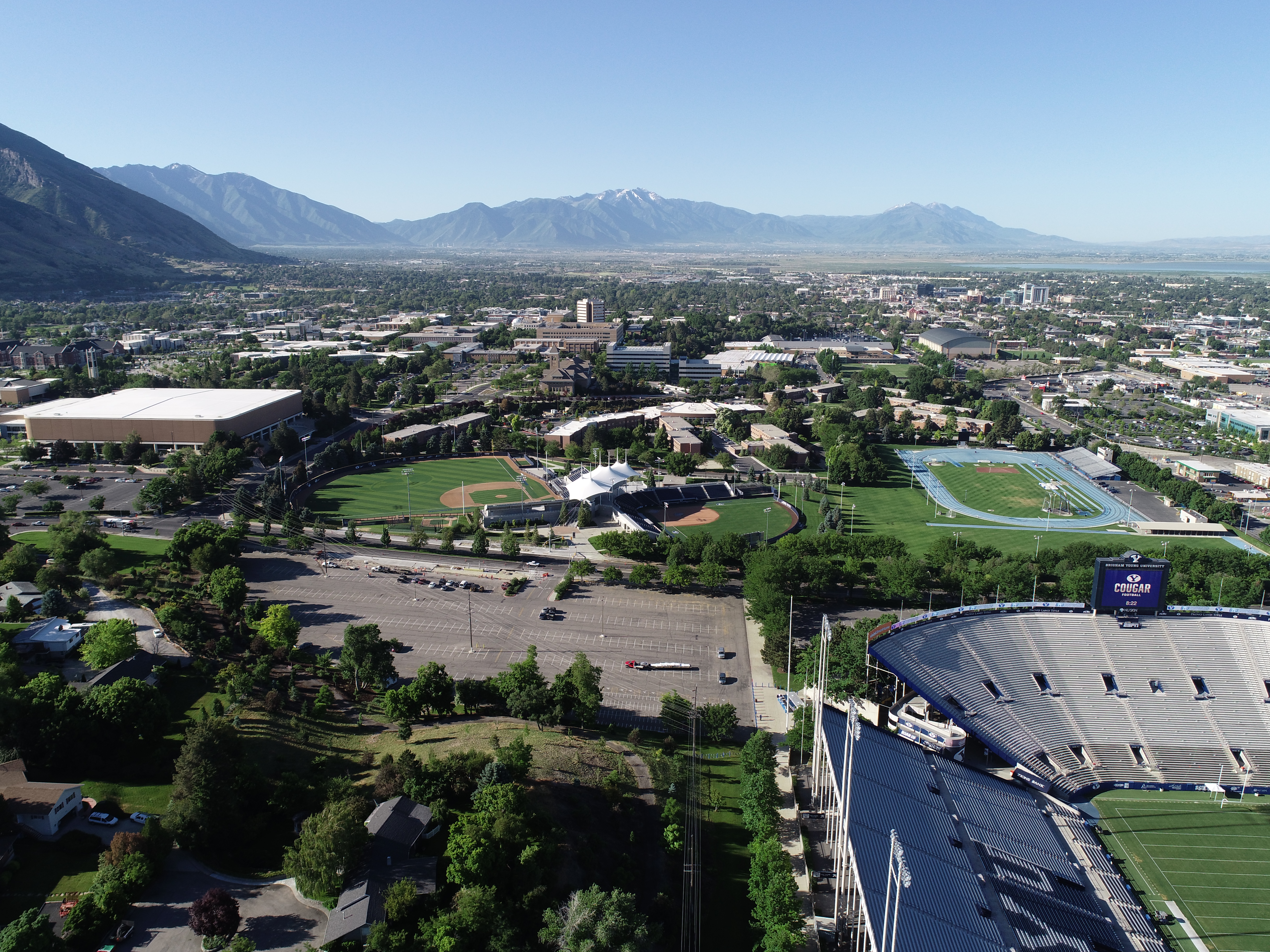 Utahn diagnosed with COVID-19 attended BYU basketball game, health department says