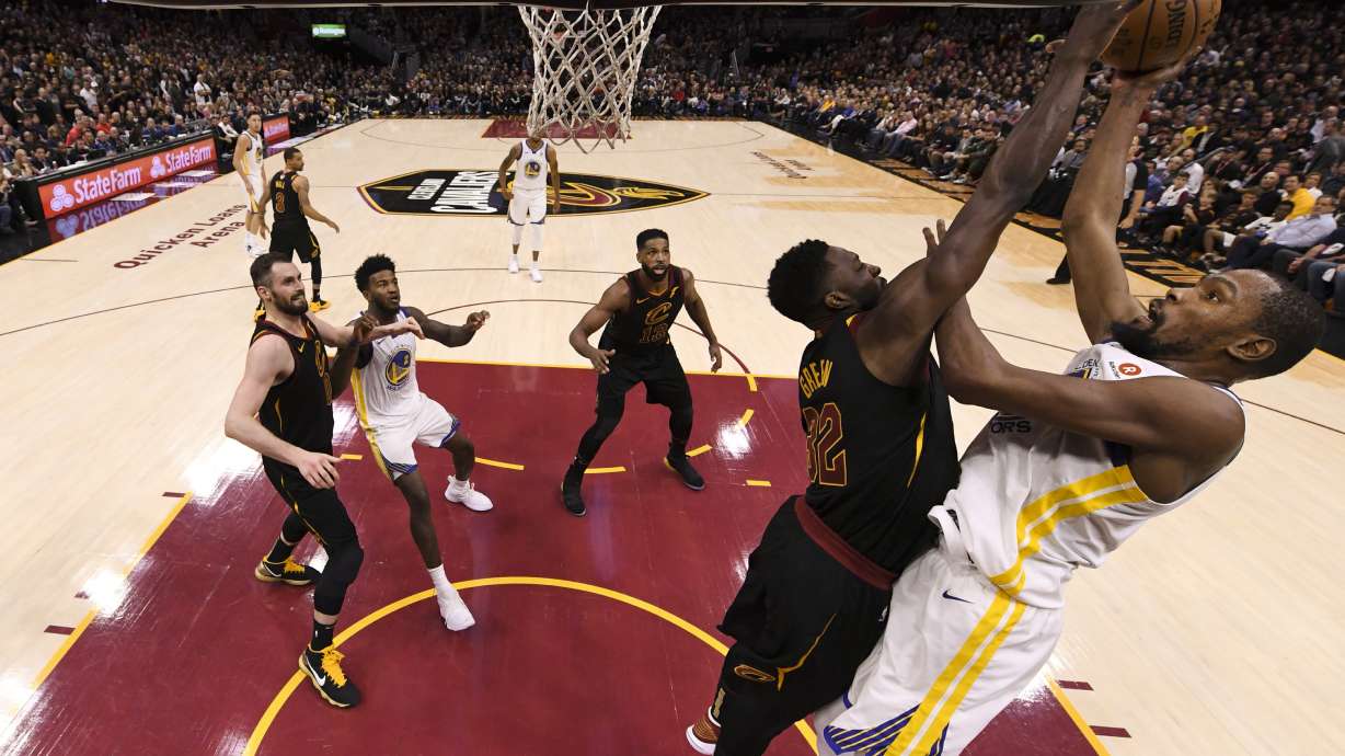 On Basketball: Durant shoots down Cavs with long 3 _ again