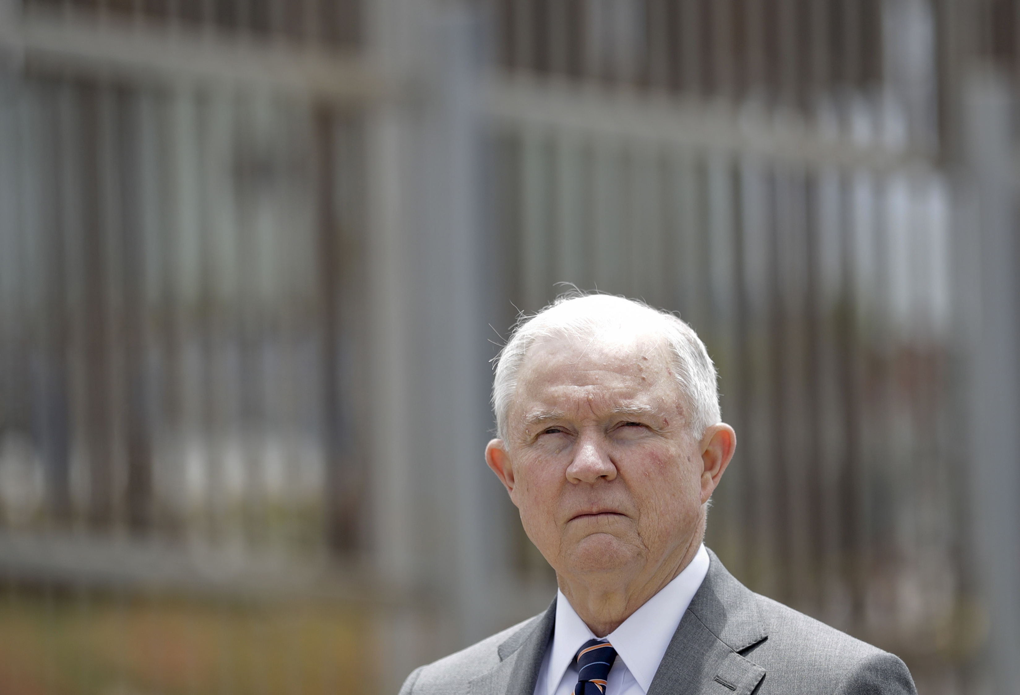 Critics blast Trump for sending border detainees to prison