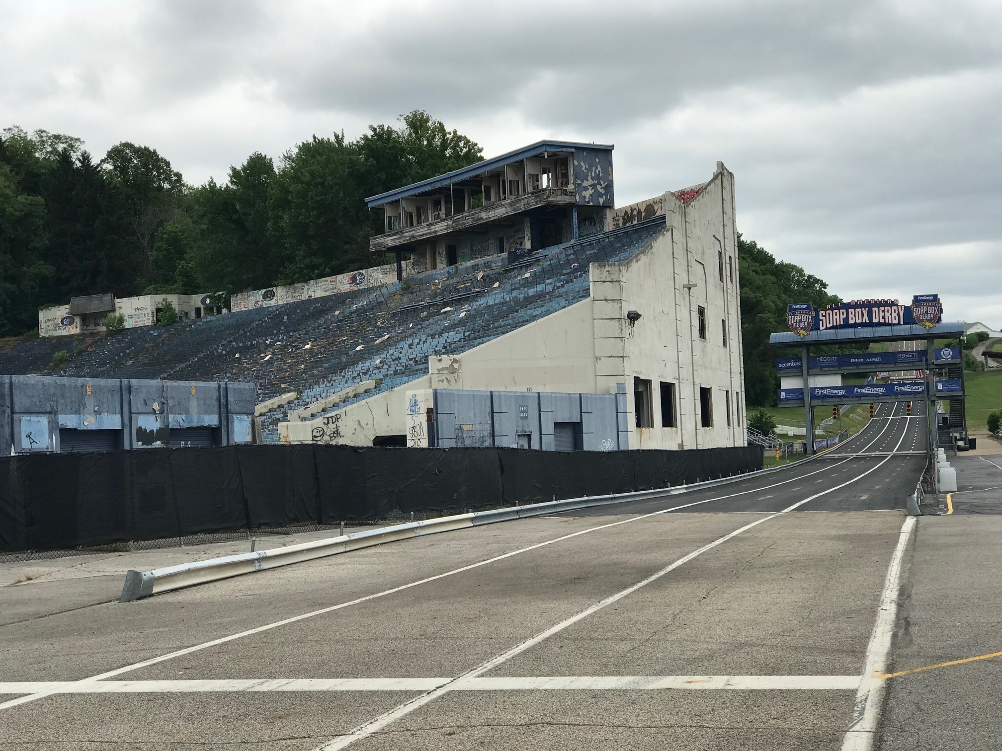 Icon to eyesore: Storied Akron Rubber Bowl awaits demolition