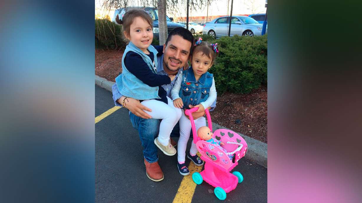 Federal judge temporarily blocks deportation of pizza worker