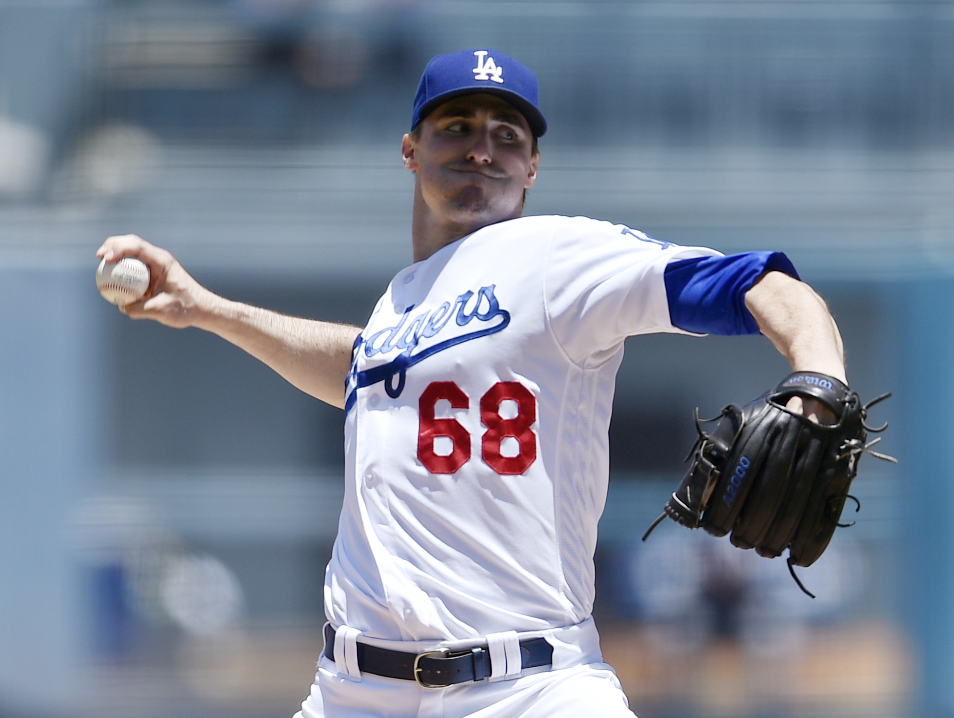 Muncy homers in 3rd straight game, Dodgers beat Braves 7-2
