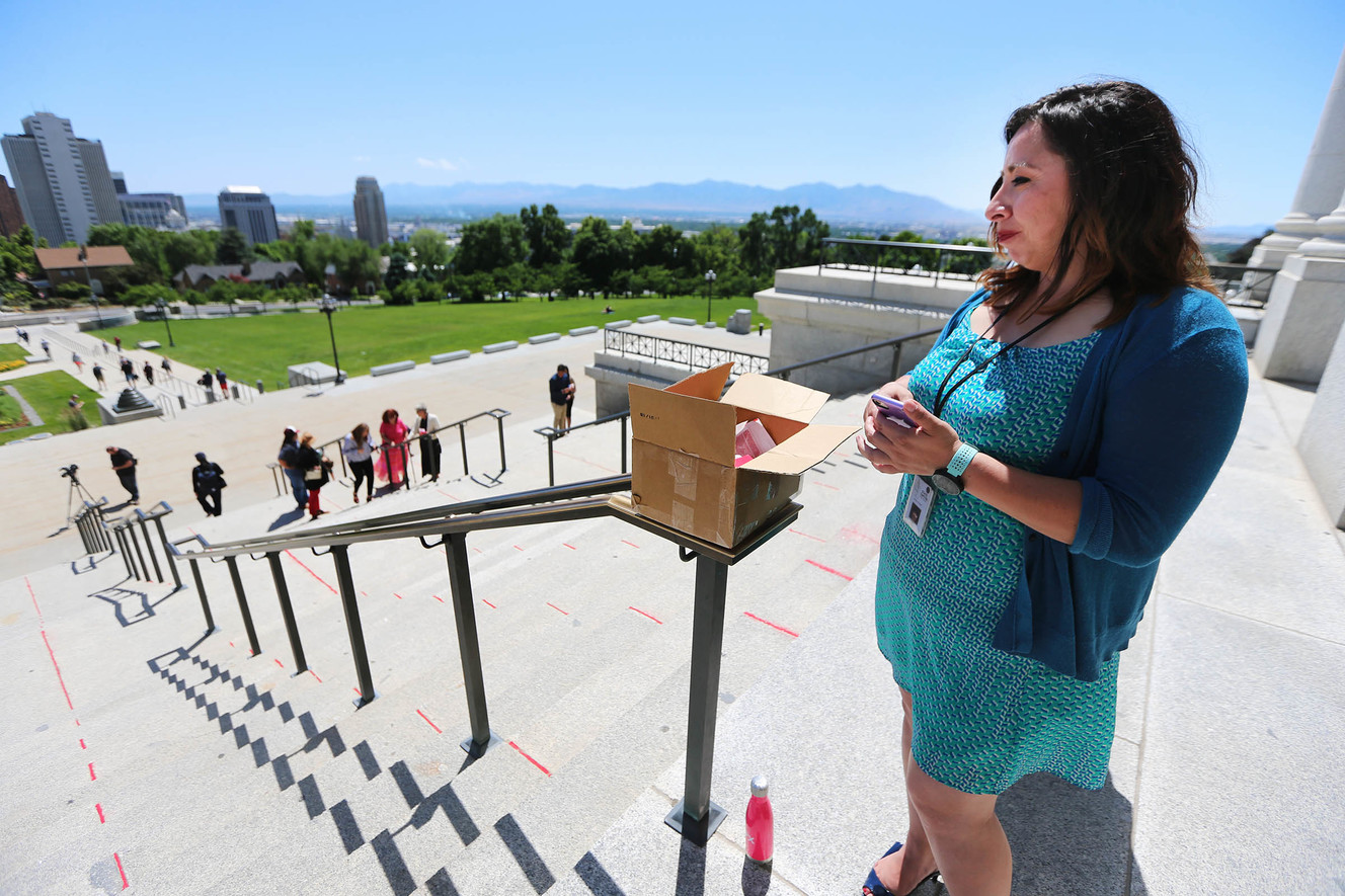 Red Sand On State Capitol Steps Calls Attention To Sex Trafficking