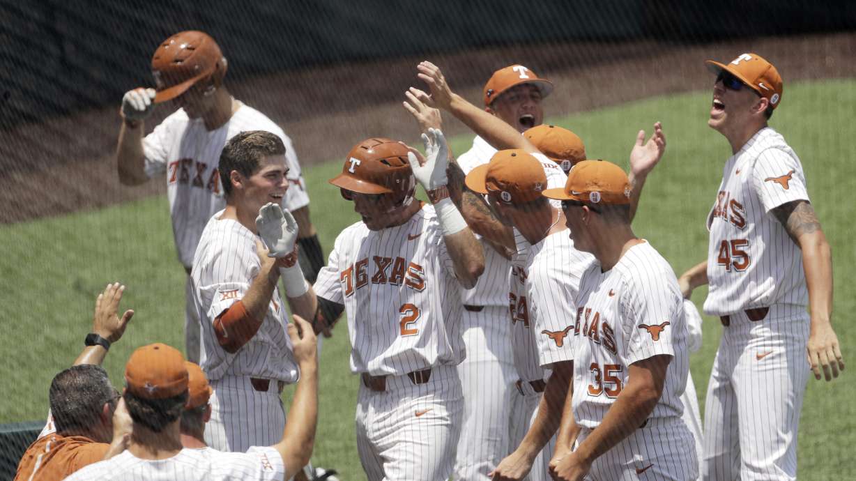 Texas beats Tennessee Tech to reach College World Series