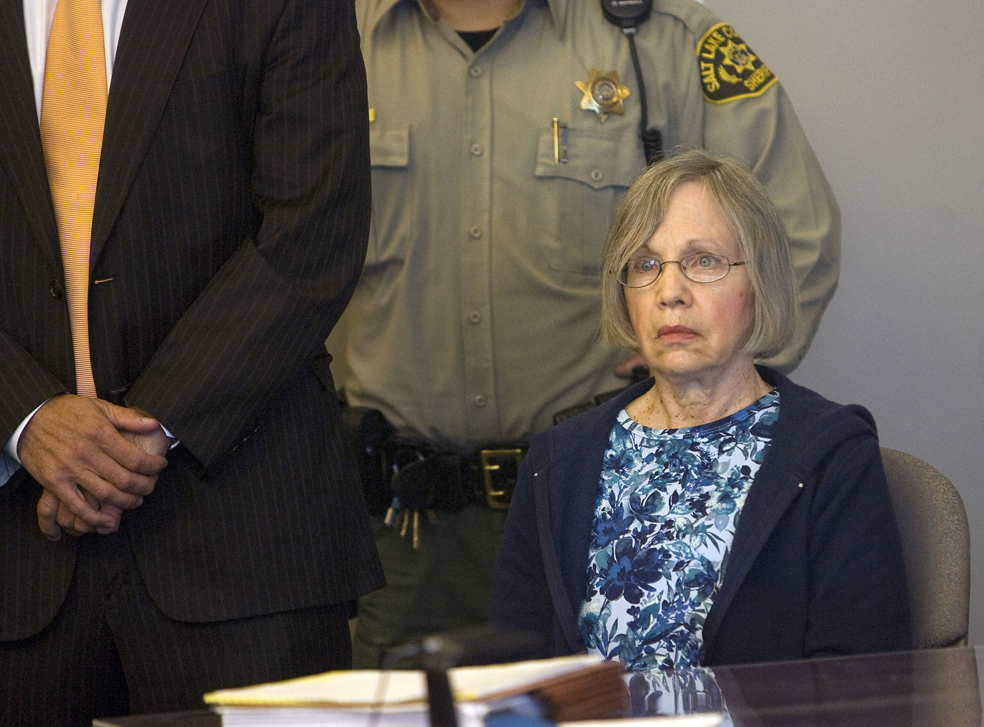 A somber Wanda Barzee enters Judge Judith Atherton's district court in Salt Lake City for sentencing on May 21, 2010. (Photo: Al Hartmann, Pool, File)