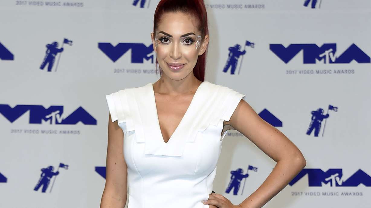 Reality star Farrah Abraham arrested at Beverly Hills hotel