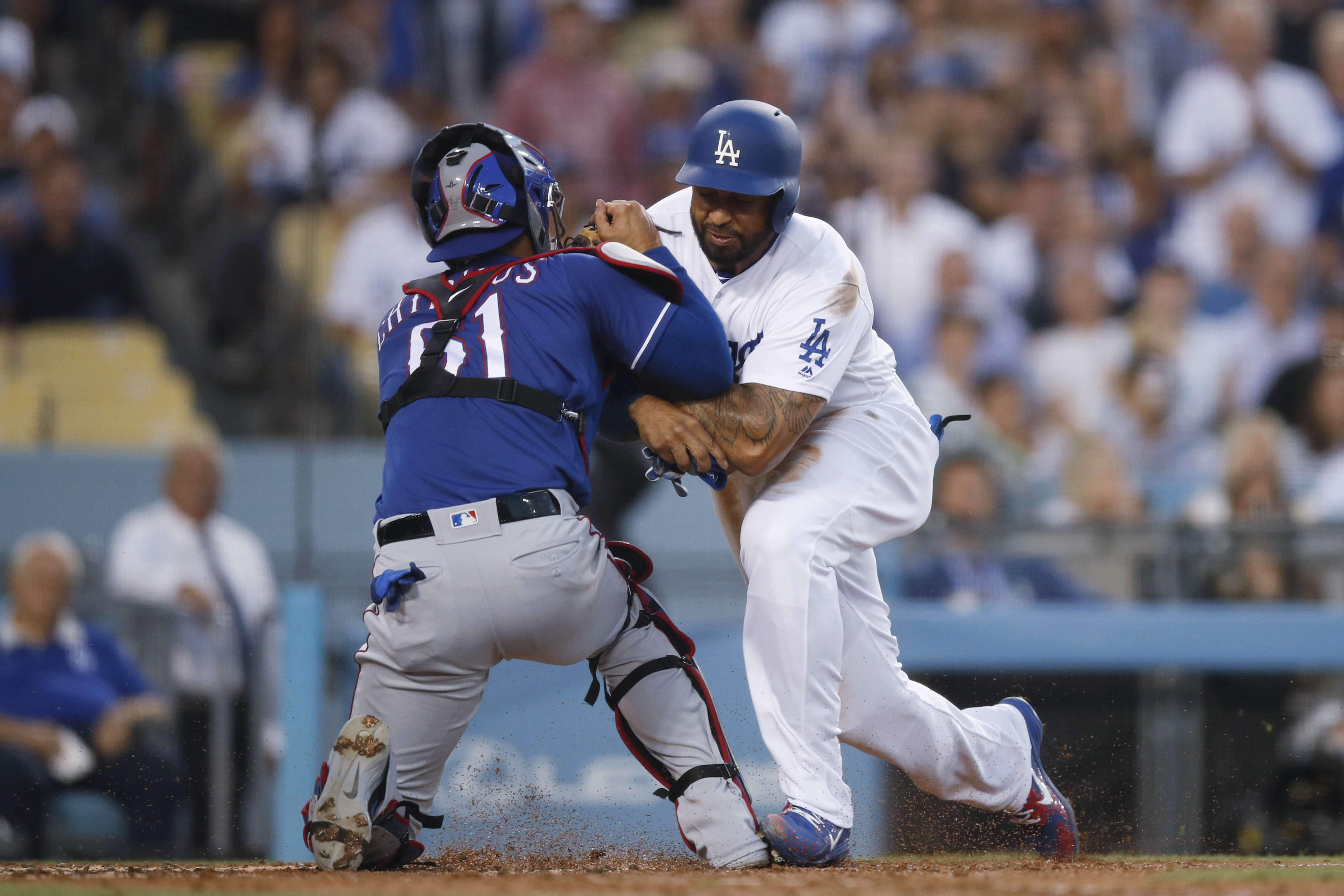 Kemp and Chirinos ejected after home plate collision