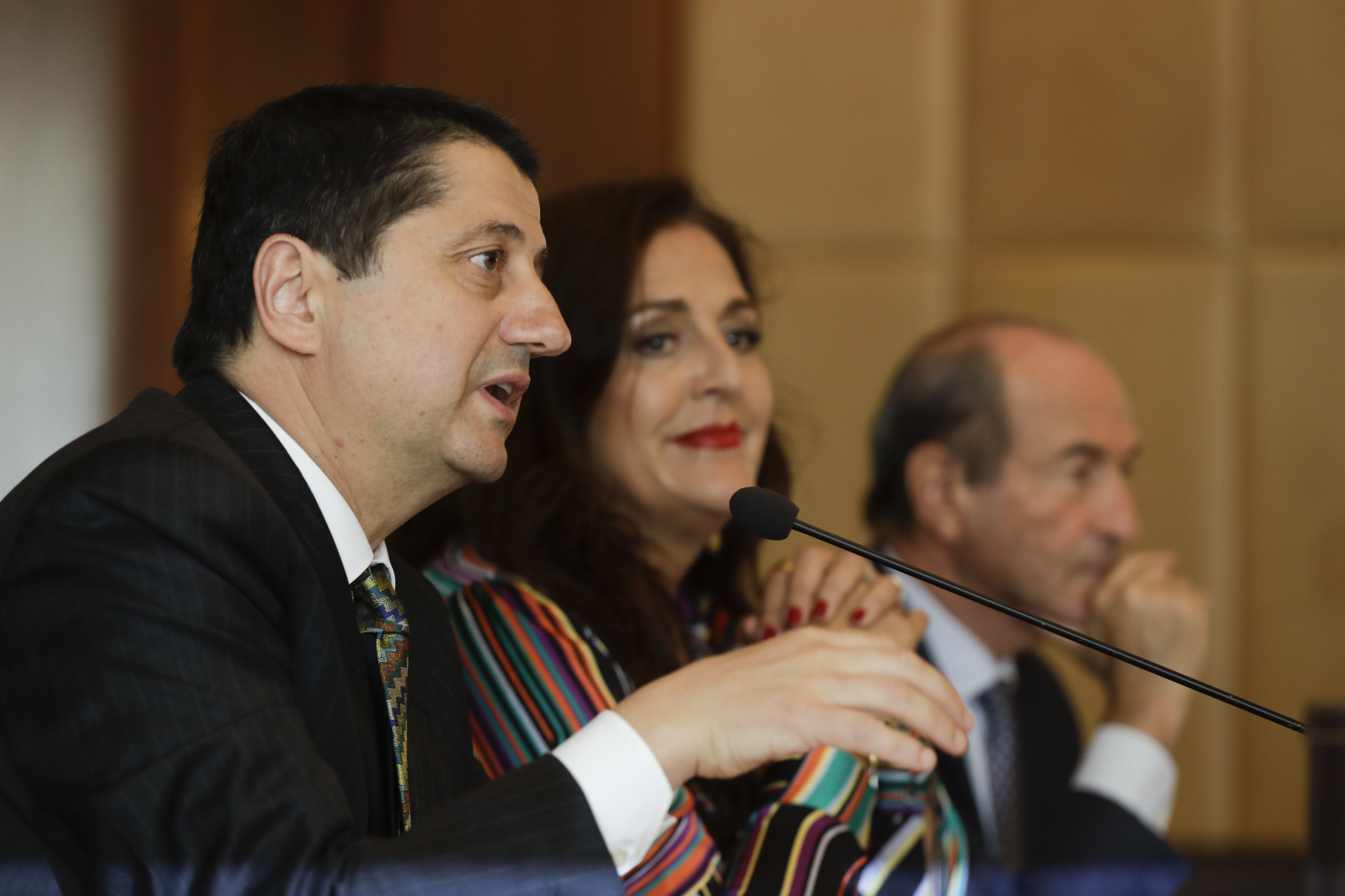 Family-owned Missoni sells 41.2 percent stake for expansion