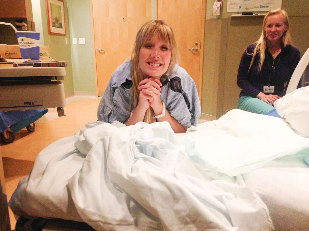 Lindsay Lee sits with her midwife, Angela Anderson, before Lee delivers her daughter Ava. (Photo: KSL TV)