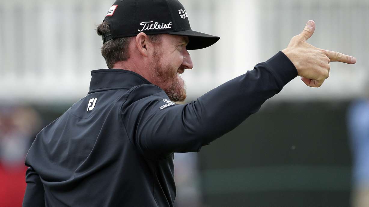 Massachusetts firefighter Parziale makes cut at US Open