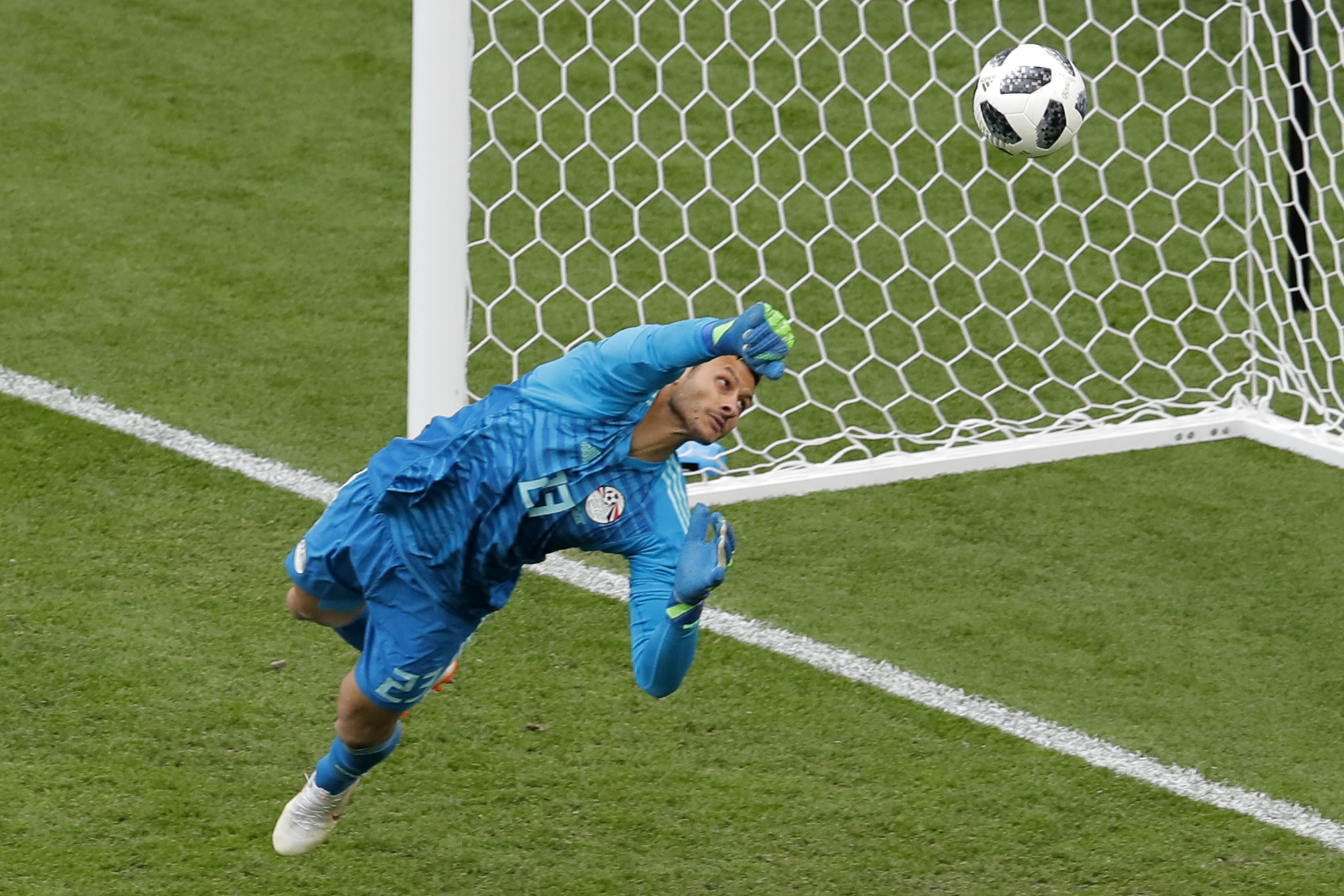 Egypt goalkeeper declines beer-sponsored World Cup award