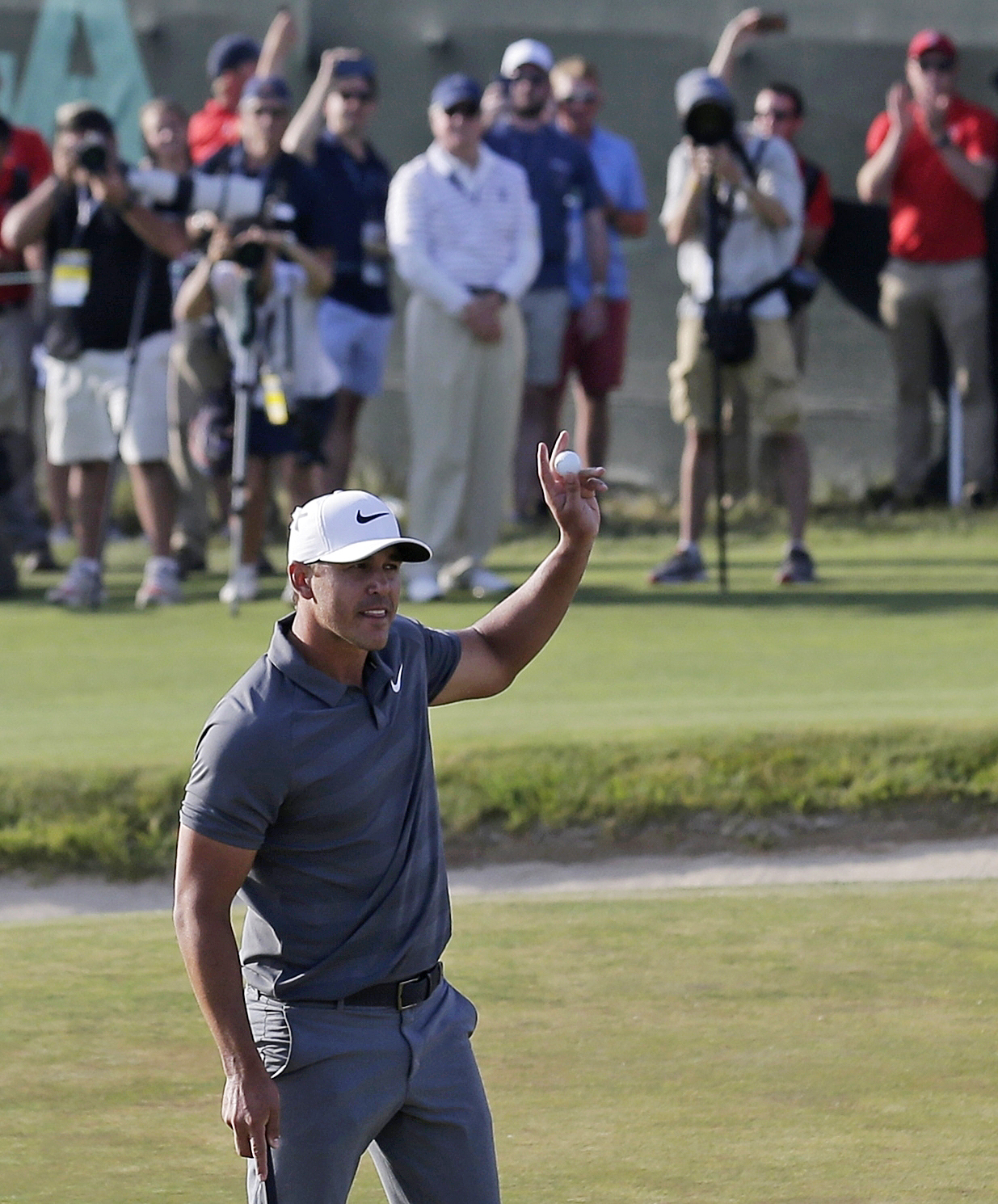 Column: Koepka wins an Open where the whiners go home early