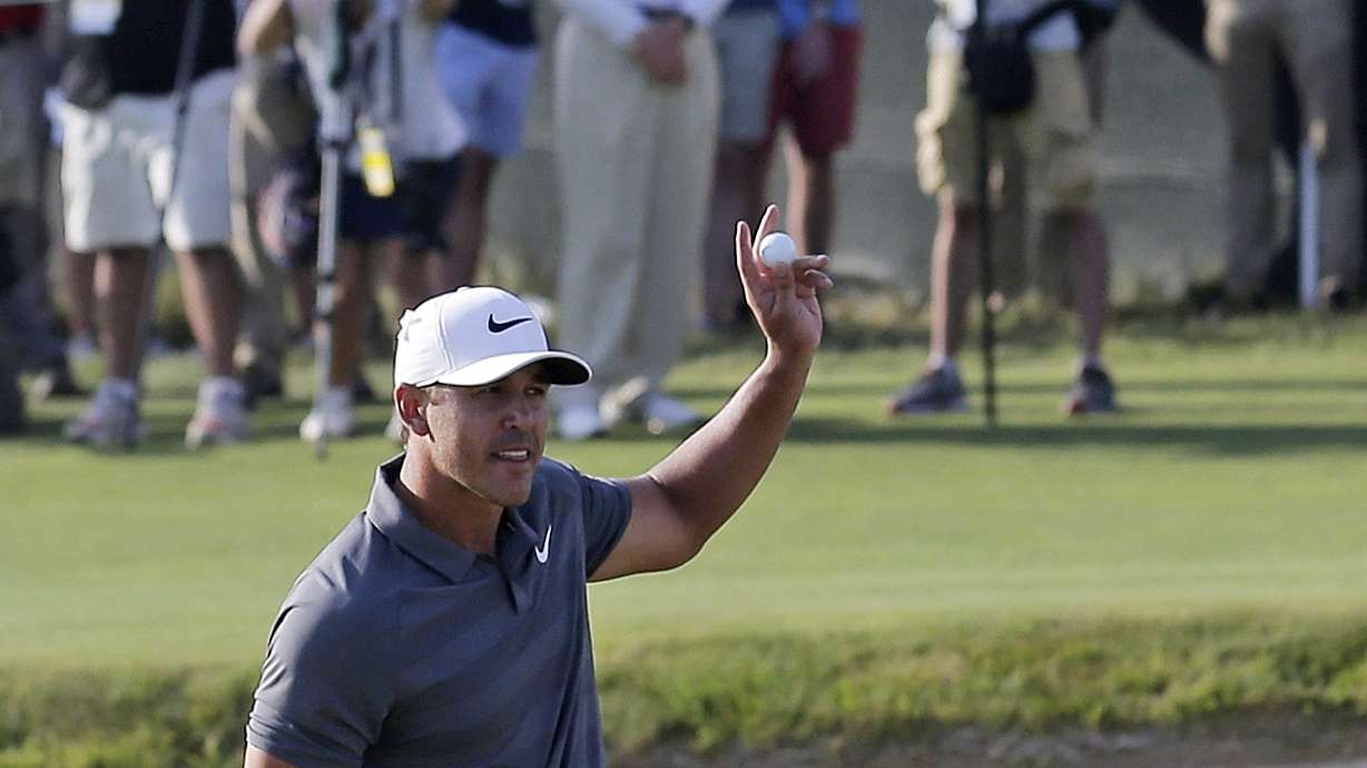 Column: Koepka wins an Open where the whiners go home early