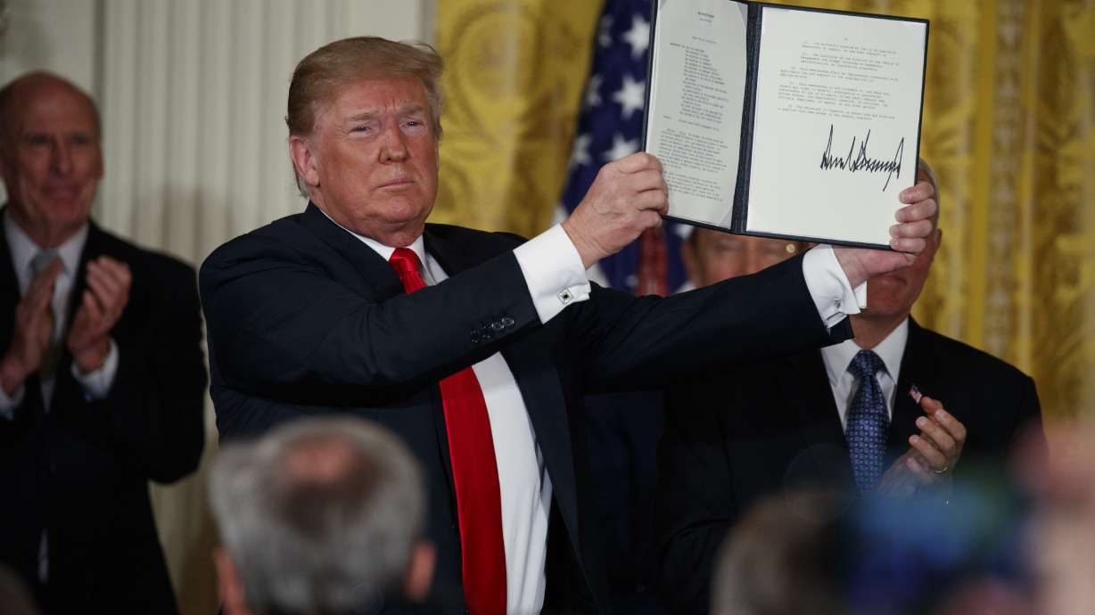 Trump announces plans for Pentagon to create 'Space Force'