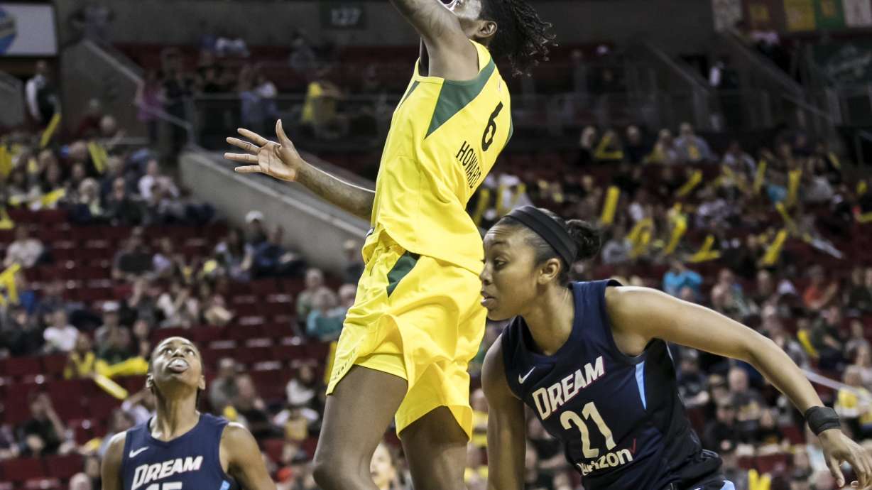 Los Angeles retakes top spot in AP WNBA power poll