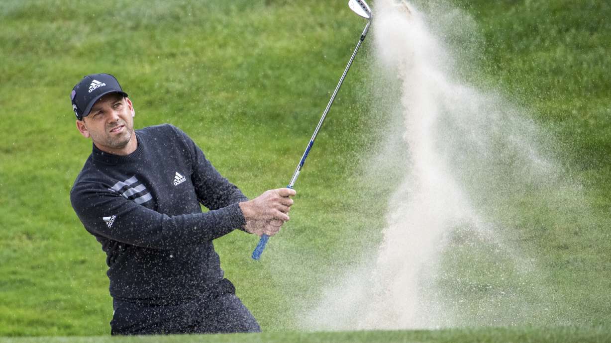Gros leads by 1 shot in Pulheim
