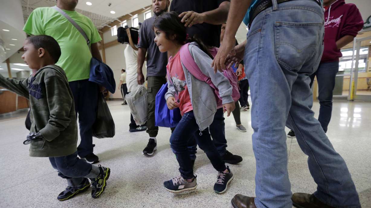 Pentagon agrees to provide space for 20,000 migrant children