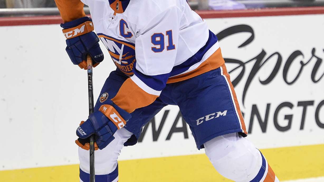 Tavares' future, Flames-Hurricanes trade spice up NHL draft
