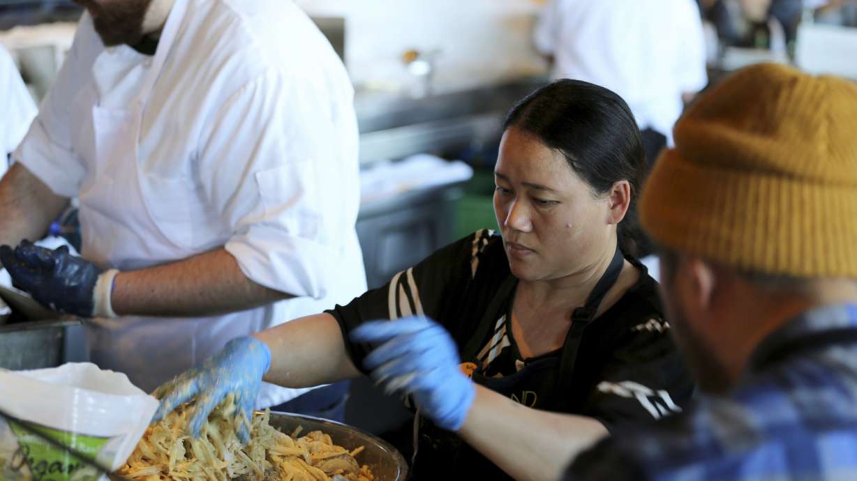 US restaurants host refugee chefs who offer a taste of home