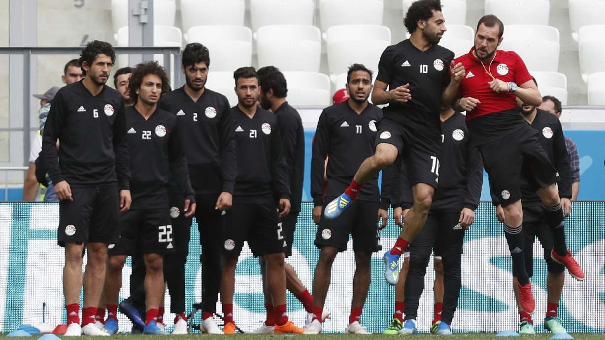 Sources: Salah considering retiring from national team