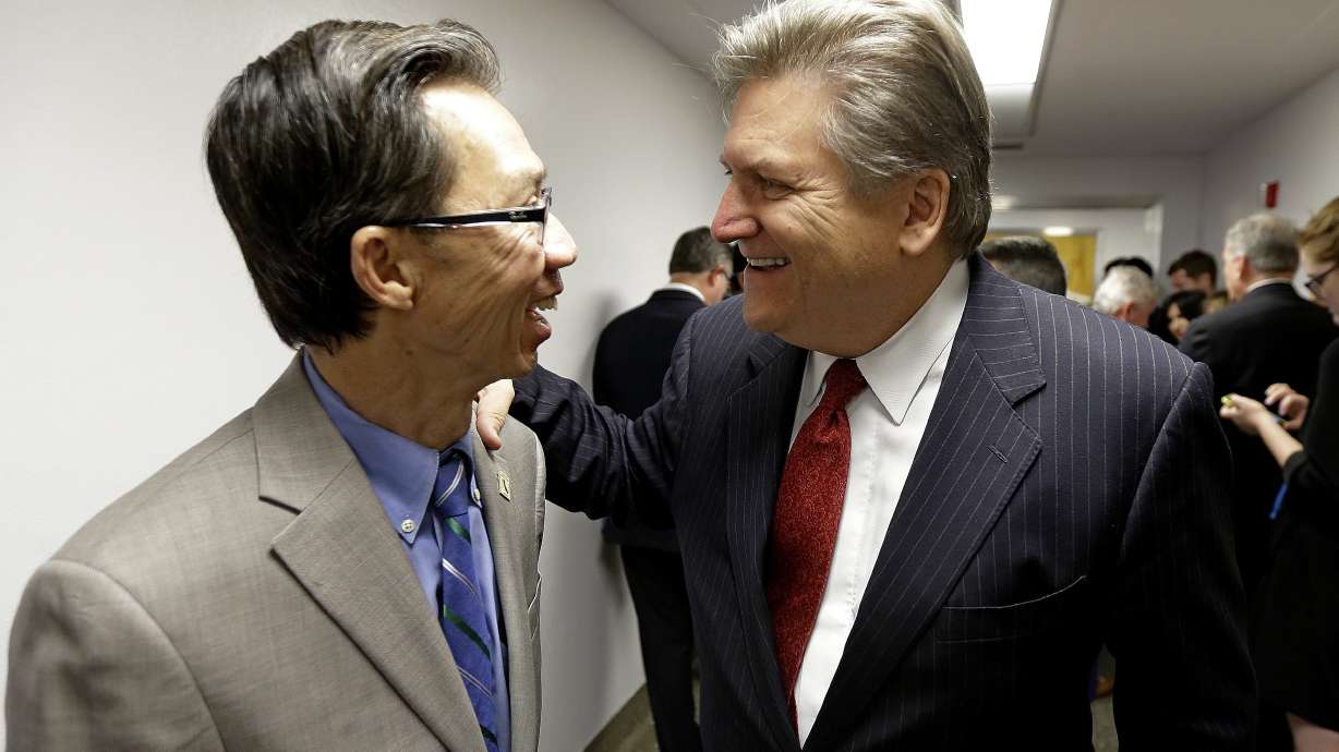 California lawmakers advance last-minute data privacy bill