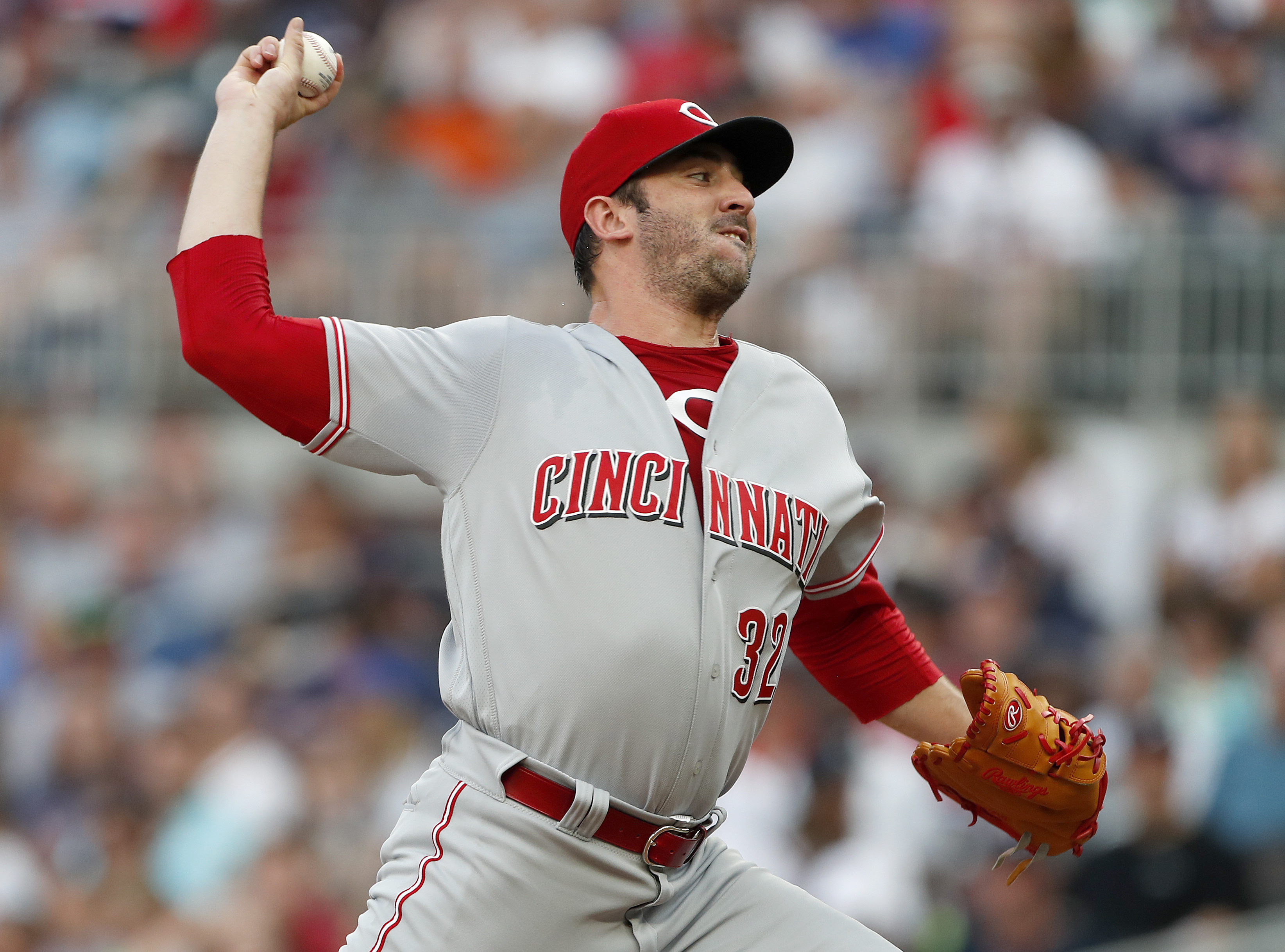 Harvey has another strong start as Reds beat Braves, 5-3