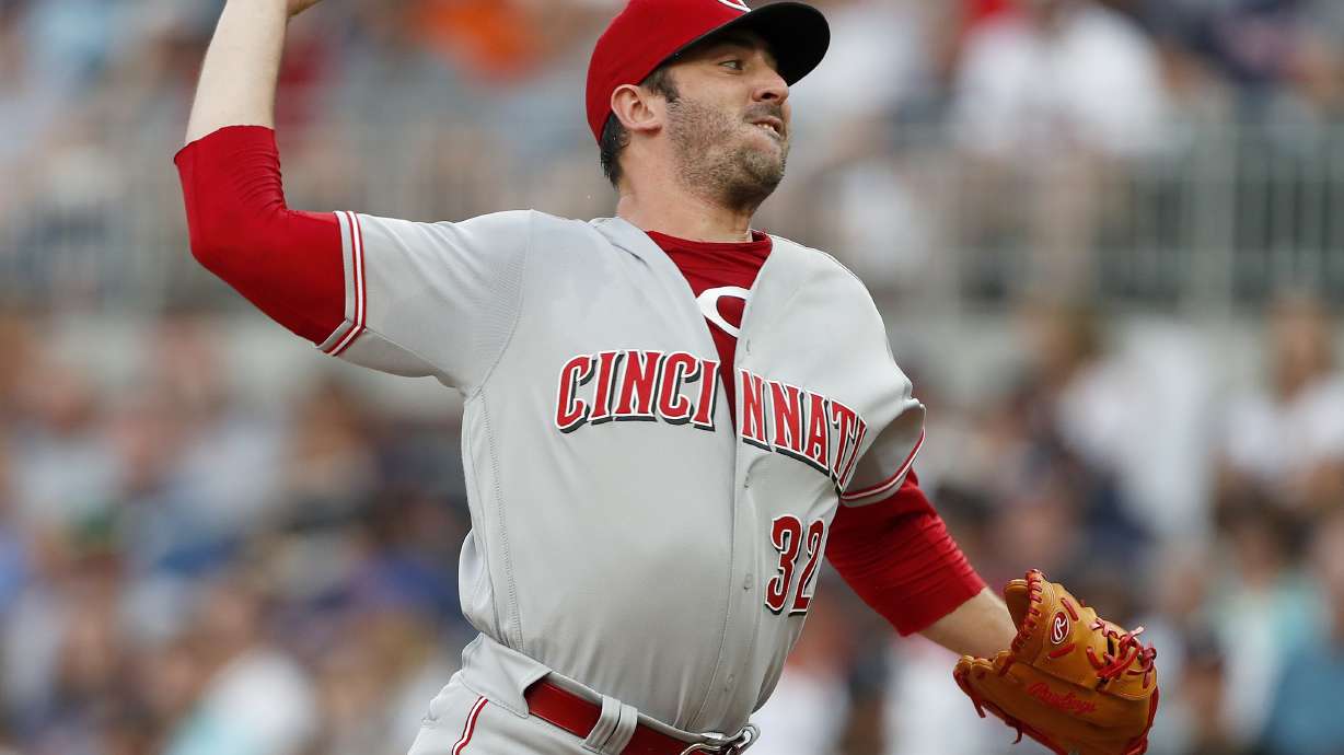 Harvey has another strong start as Reds beat Braves, 5-3