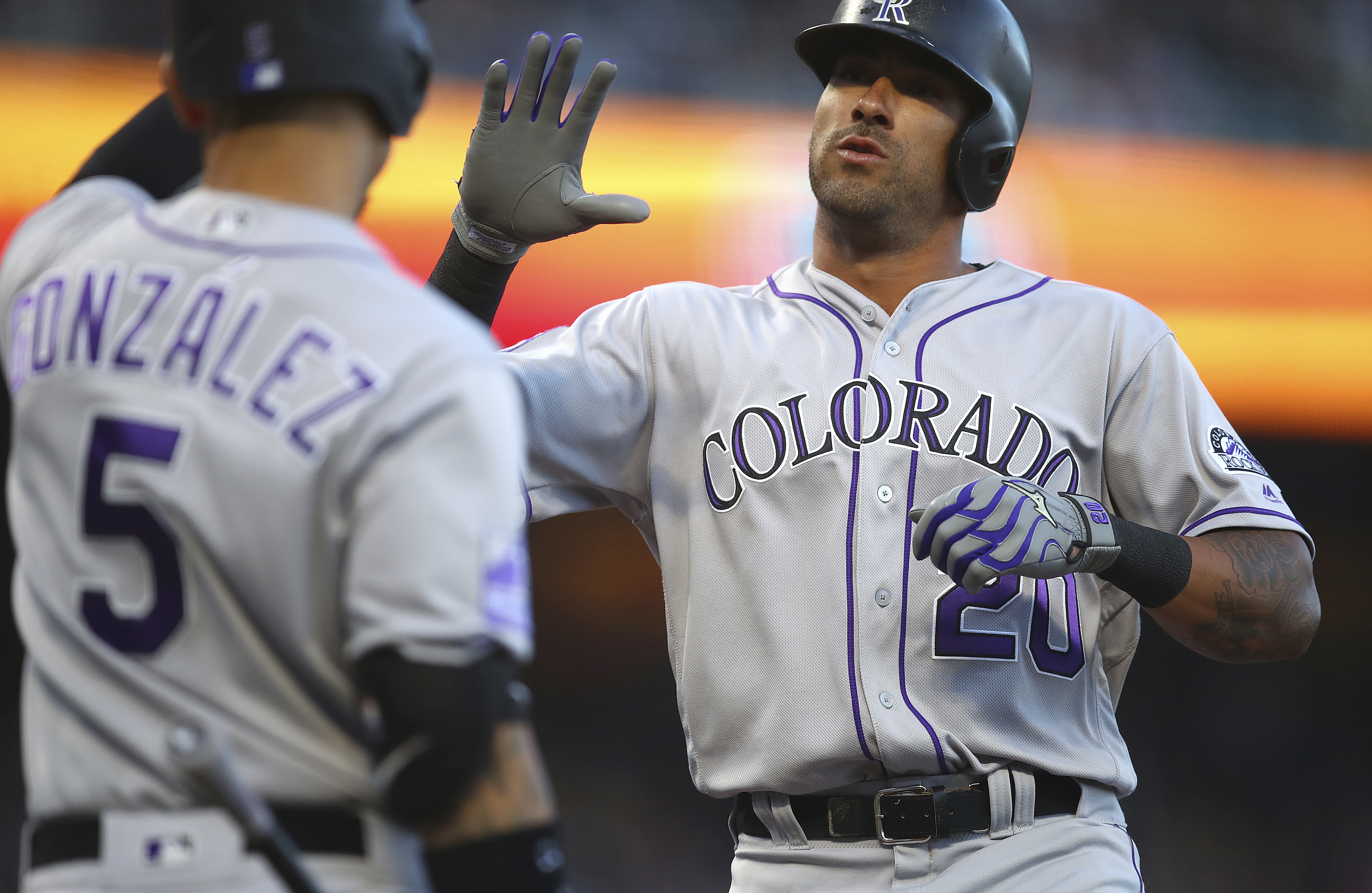 Gorkys Hernandez homers, draws go-ahead walk, lifting Giants